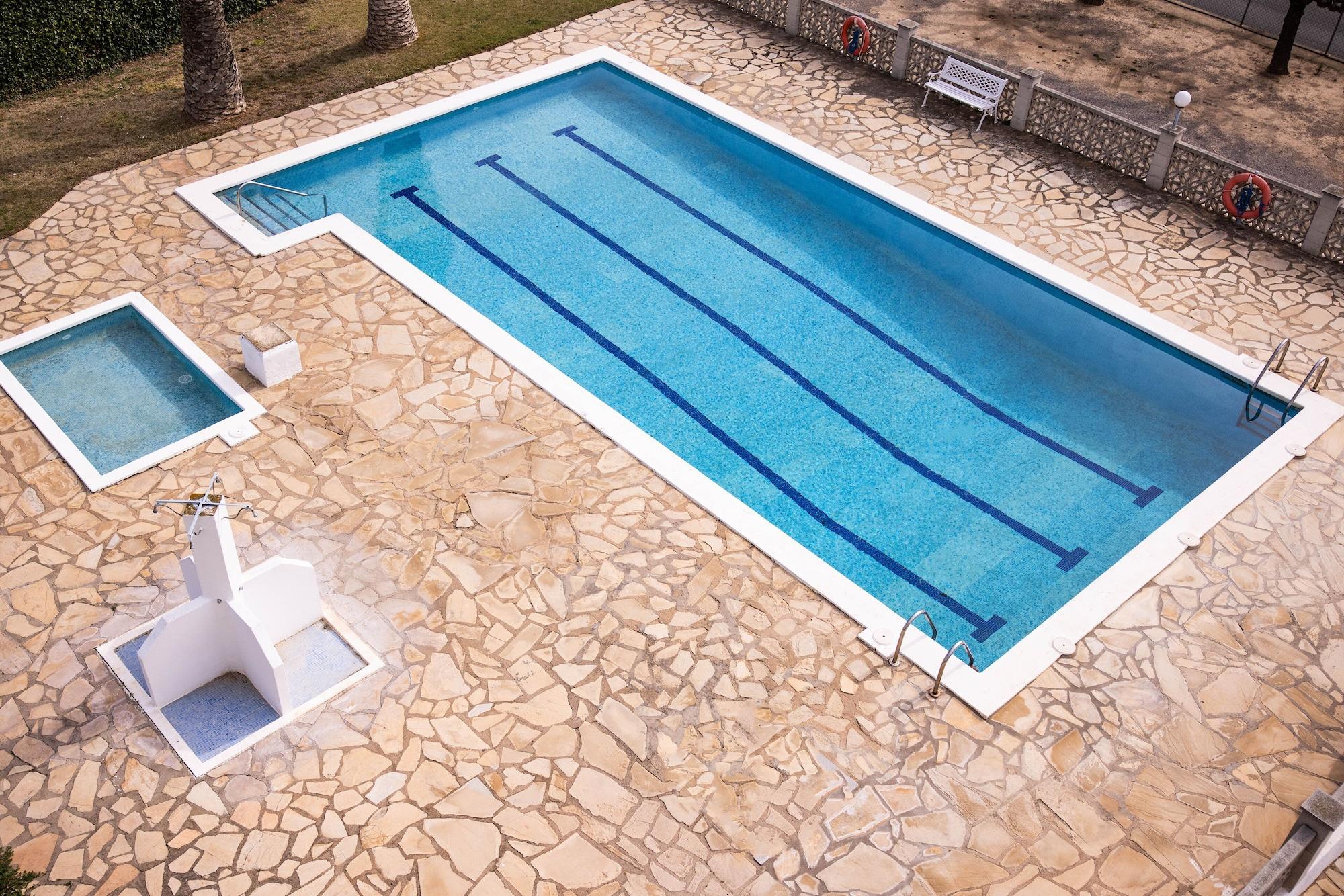 Vista Piscina RVHotels GR92