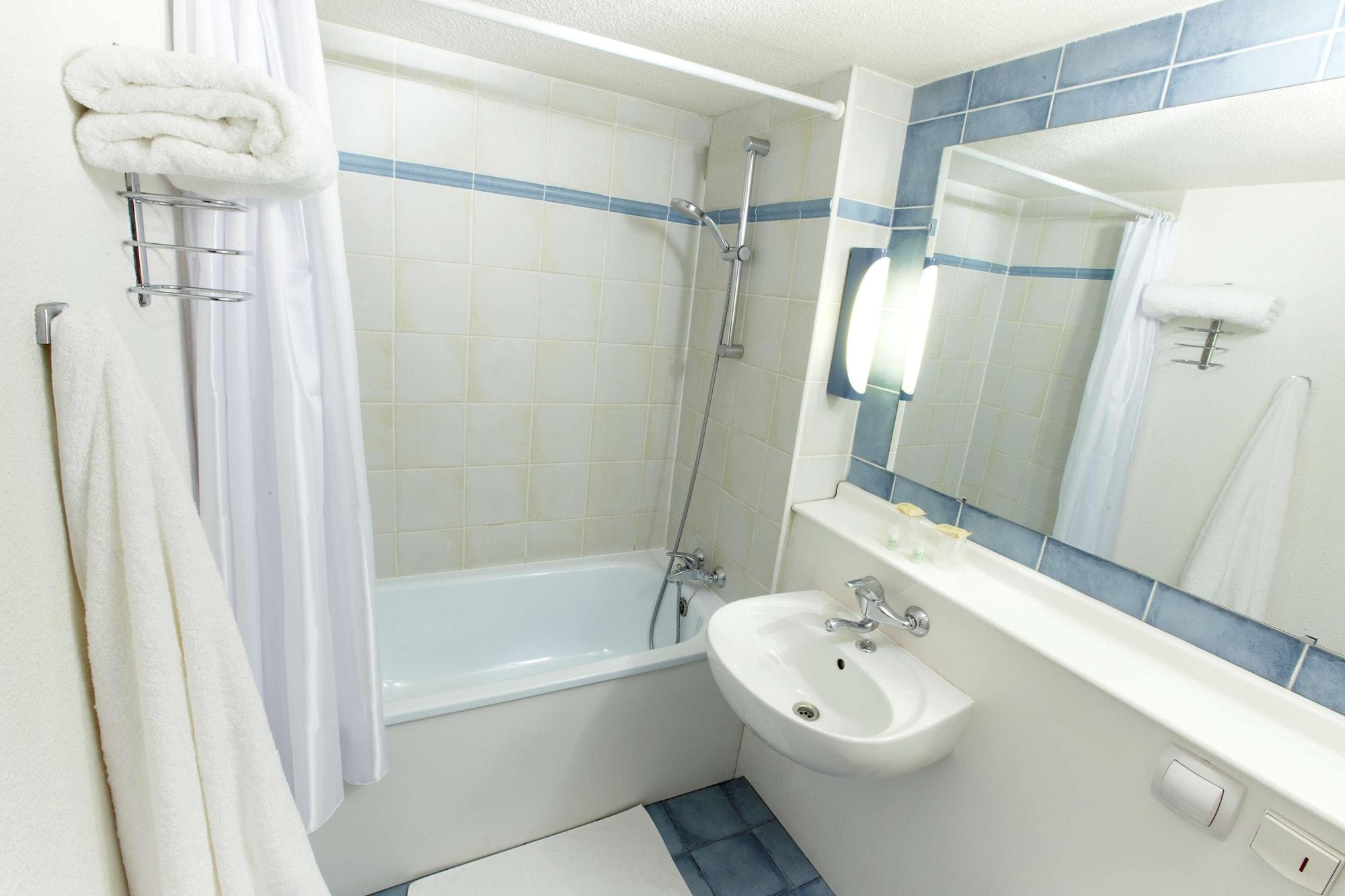 Equipamiento de Habitación Hotel Campanile Bordeaux Ouest - Le Bouscat