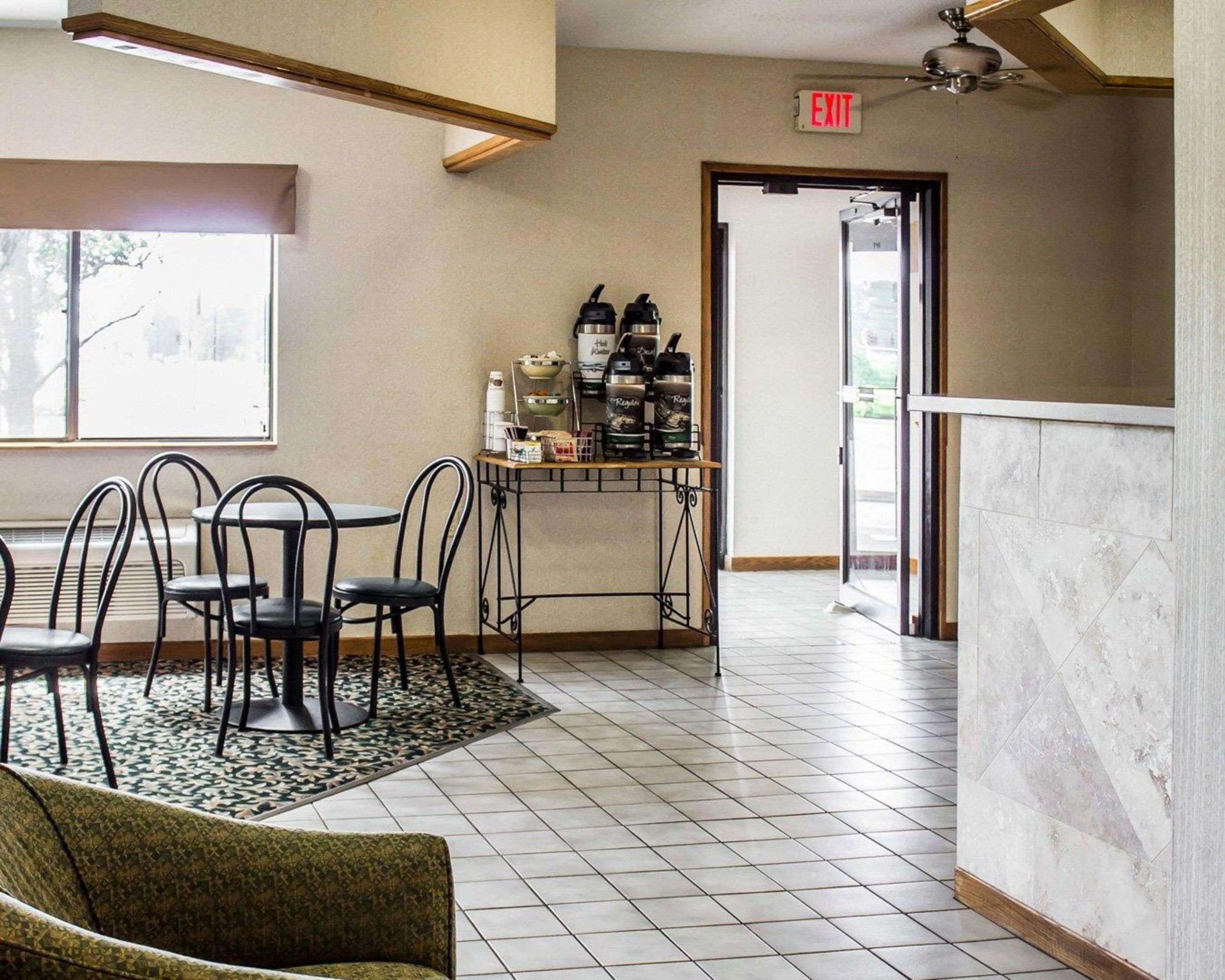 Vista Lobby Quality Inn Minocqua