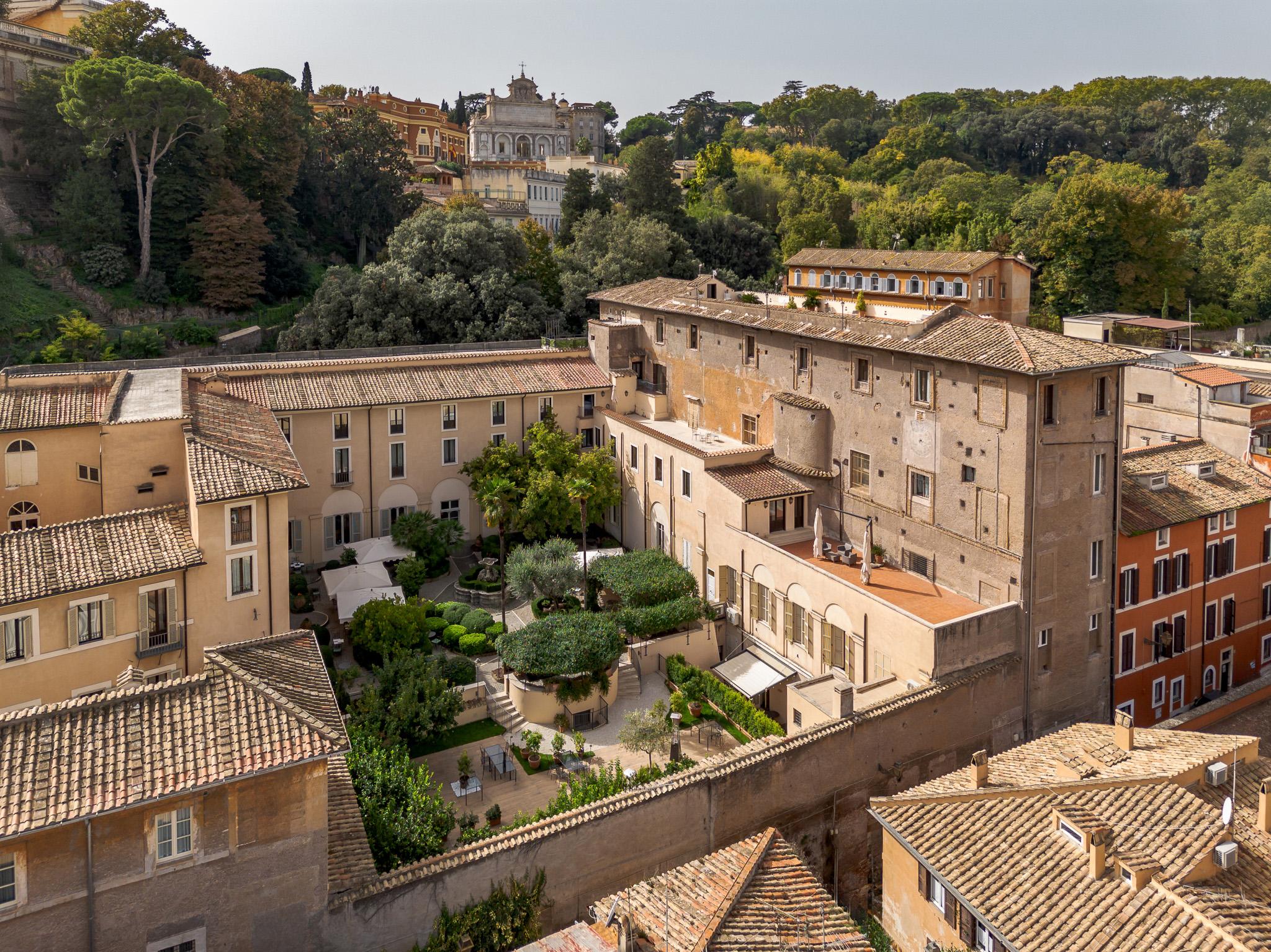 Vista Exterior Donna Camilla Savelli – VRetreats