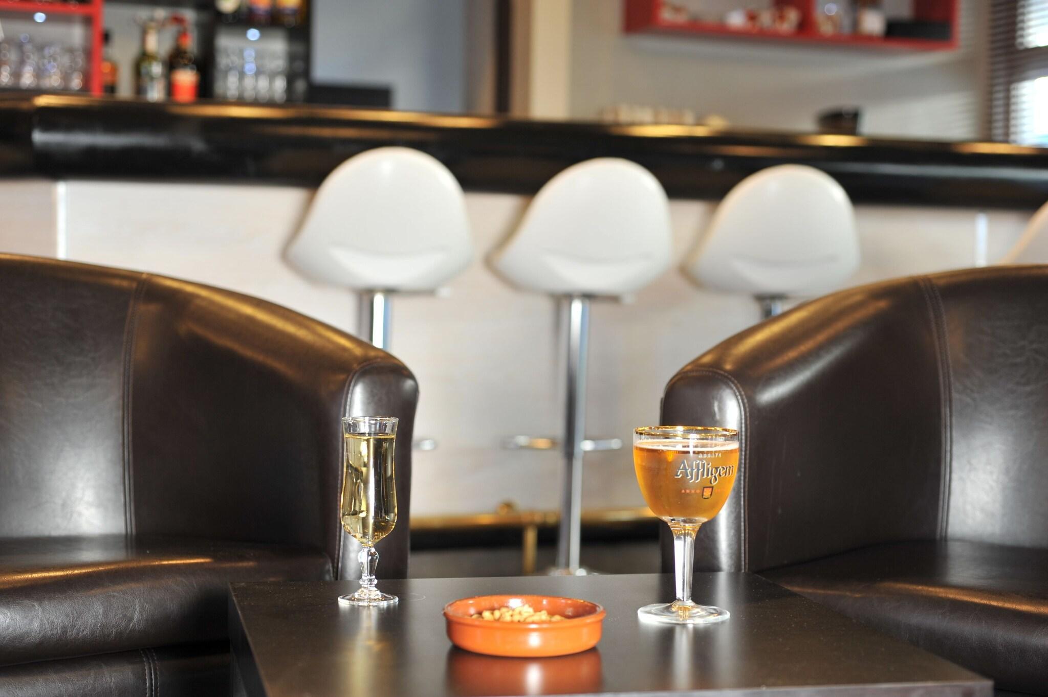 Vista Lobby Brit Hotel Confort Lyon Dardilly