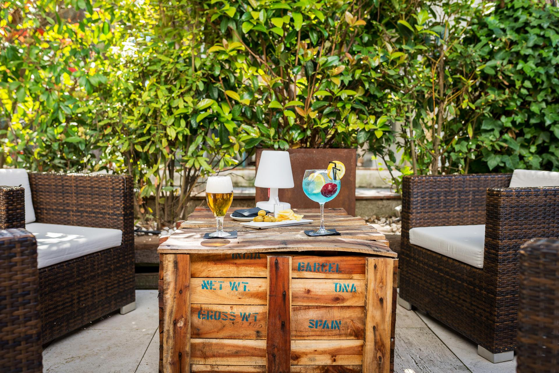 Bar/Salón Hotel NM Suites by Escampa Hotels