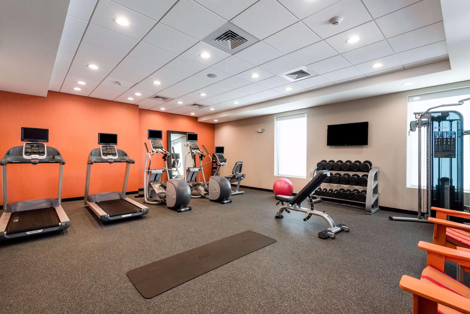 Gimnasio Home2 Suites by Hilton Charlotte University Research Park