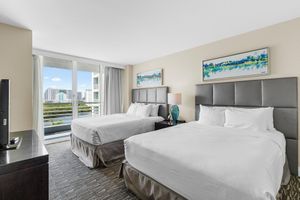 Renta temporal - Atlantic Ocean Sunrise Suite Unit 820