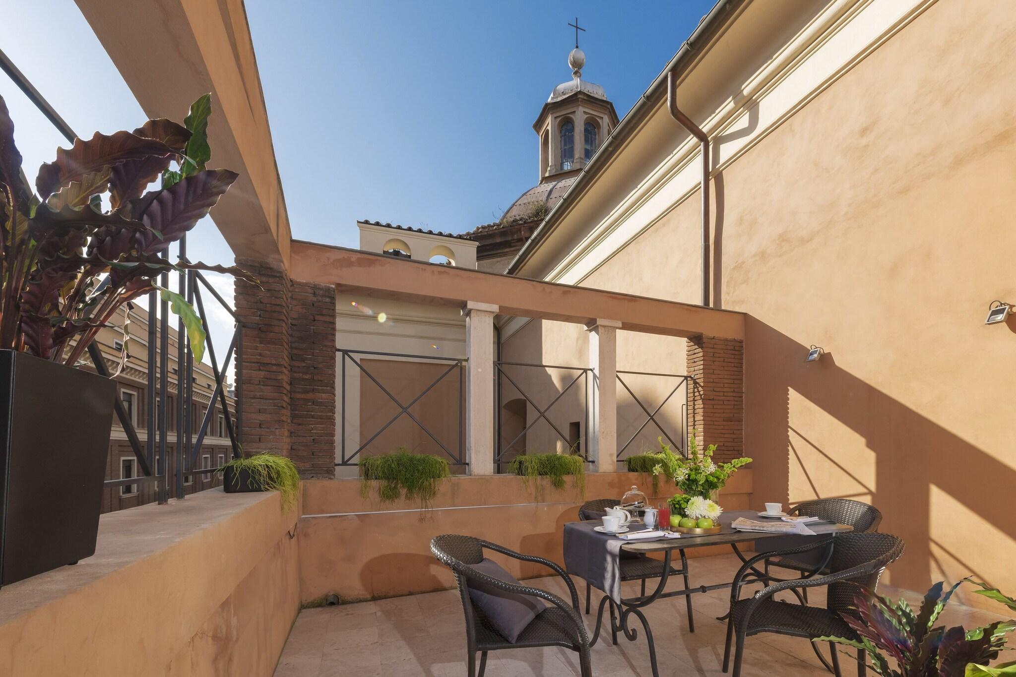 Varios Hotel Royal Bissolati
