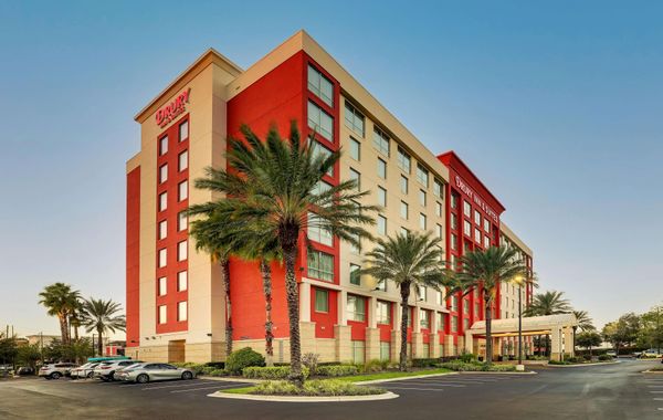 Drury Inn & Suites near Universal Orlando Resort - Hoteles en International Drive de Orlando
