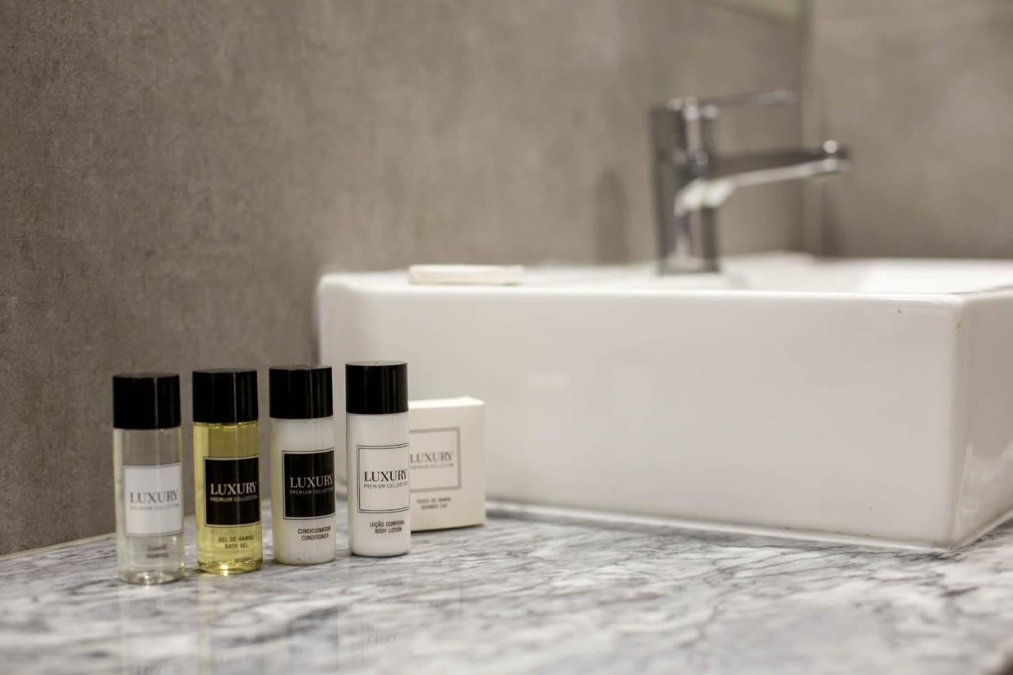 Set de Habitación The Gate