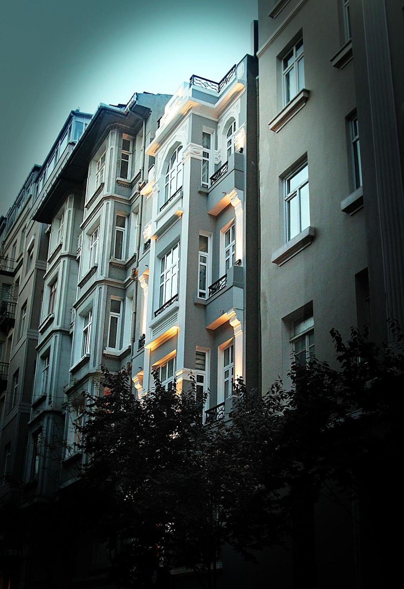 Vista Exterior Frida Suites and Aparts