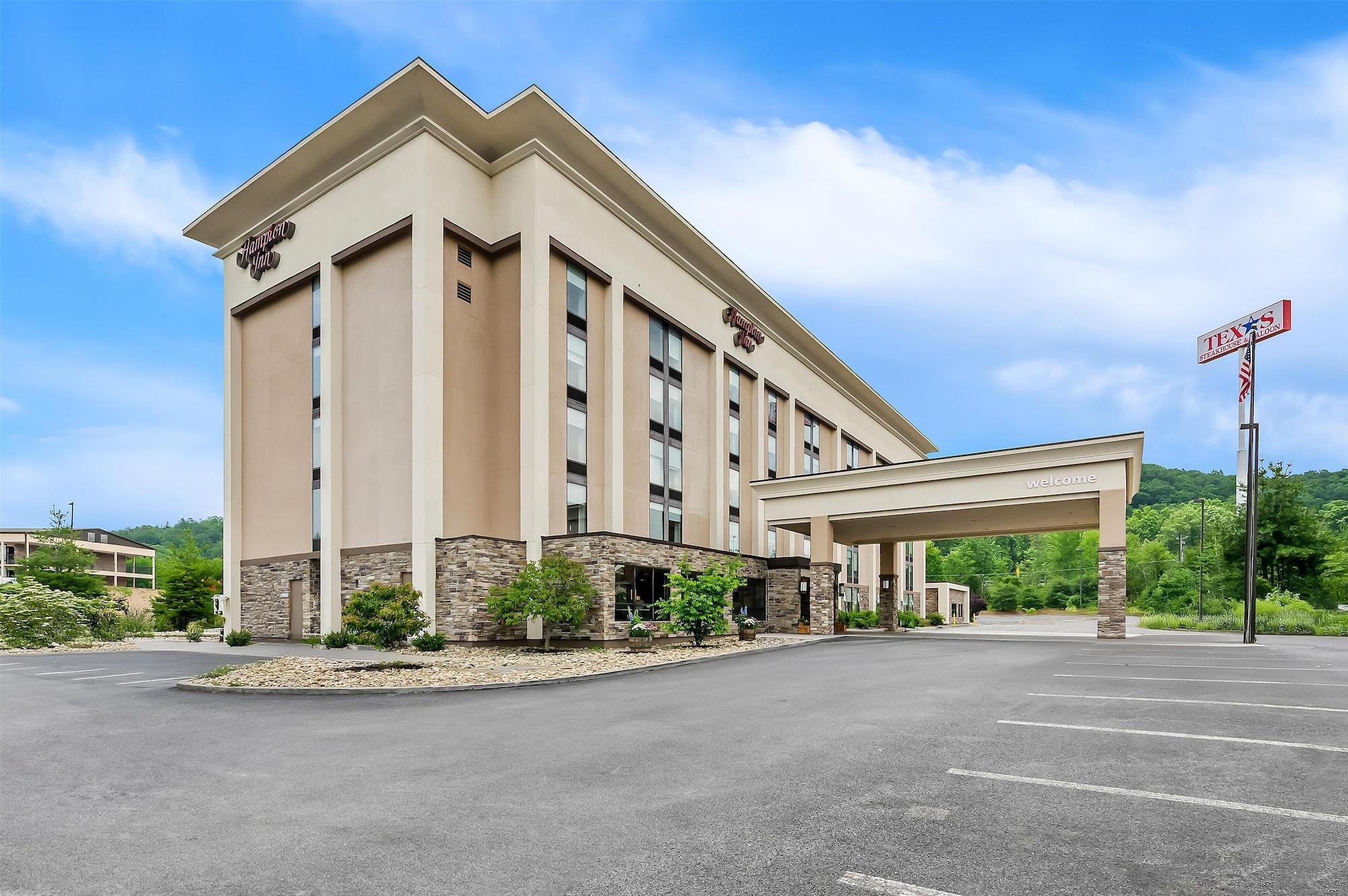 Vista Exterior Hampton Inn Princeton