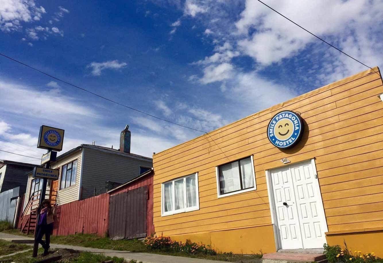 Vista Exterior Smile Patagonia Hostel - Adults Only