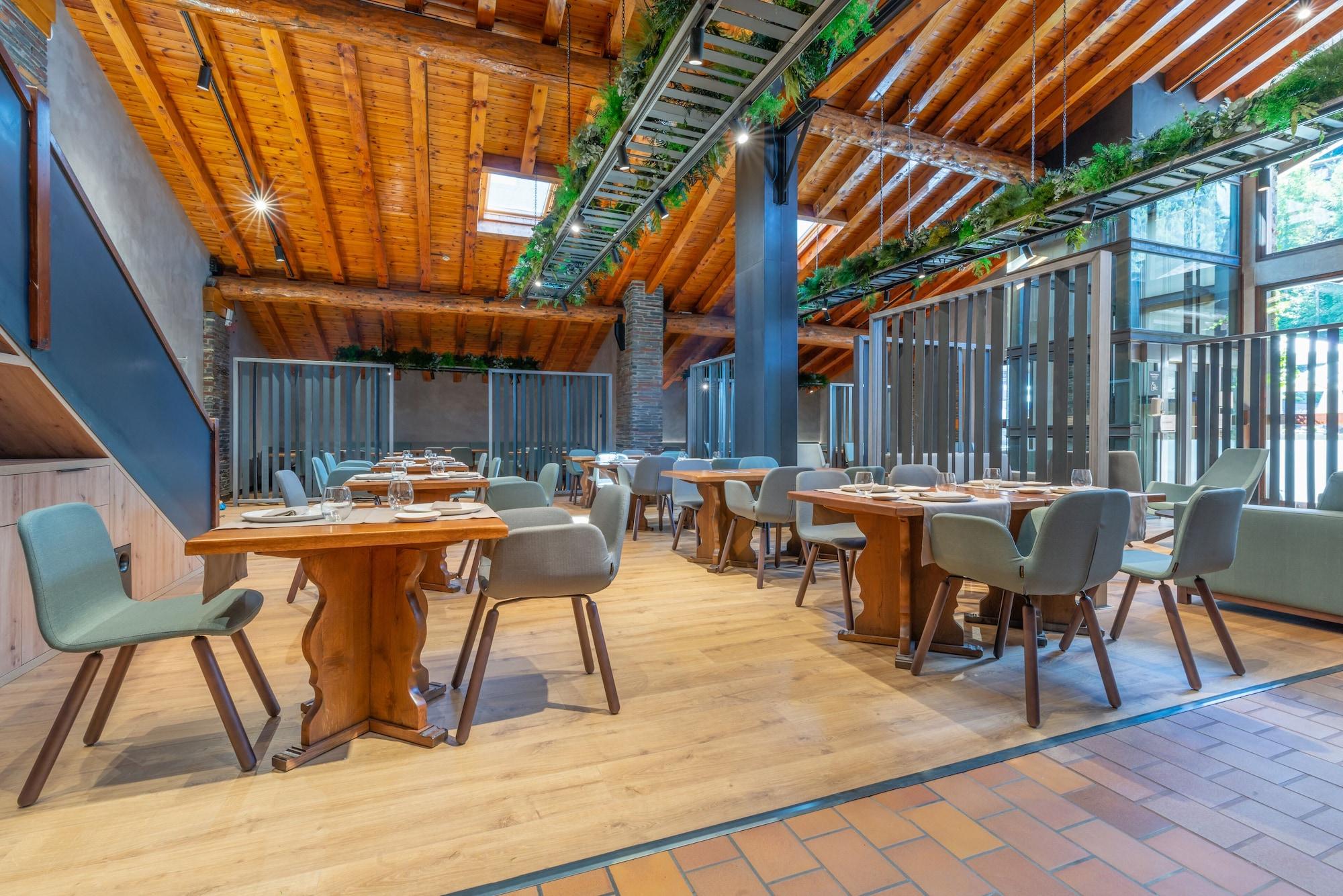 Restaurant Hotel Anyóspark Mountain & Wellness Resort