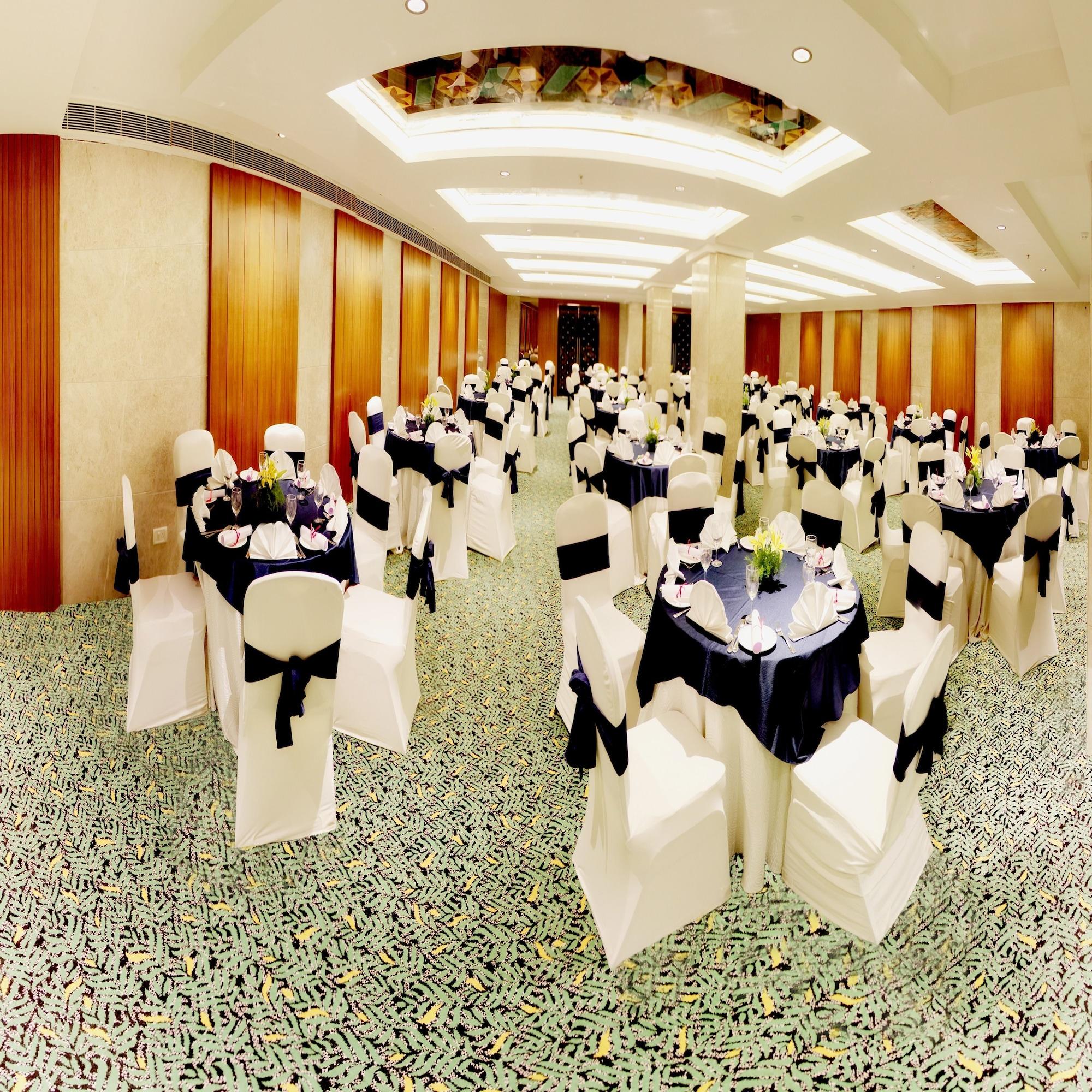 Sala de Reuniones Aditya Park Hyderabad