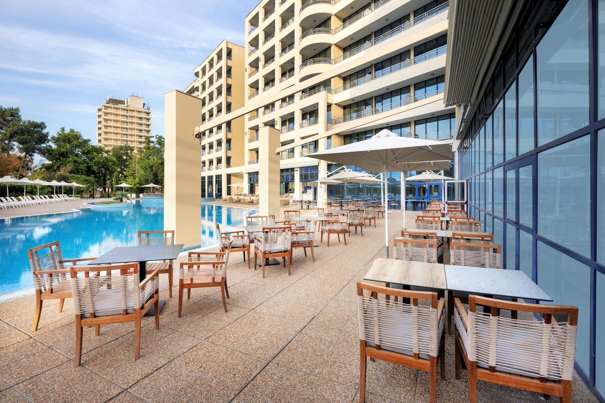 Restaurant Four Points by Sheraton Sunny Beach