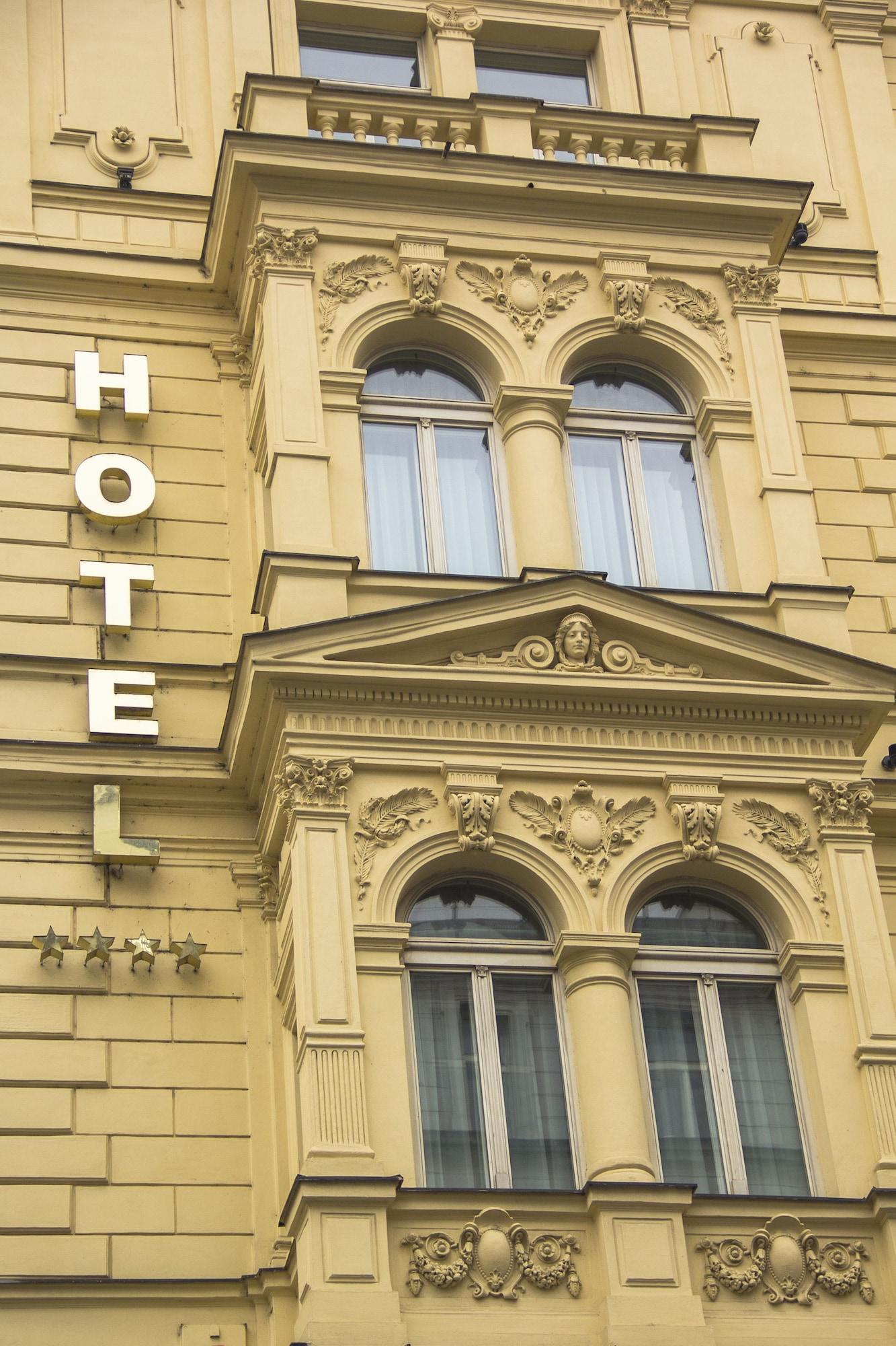 Vista Exterior Boutique Hotel Seven Days Prague
