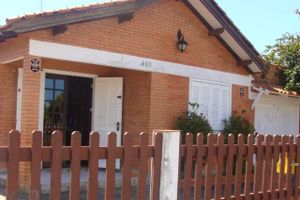 Alquiler Vacacional - Cozy house, 3 bedrooms, living room, kitchen, Wi-Fi 200 mega, smart TV