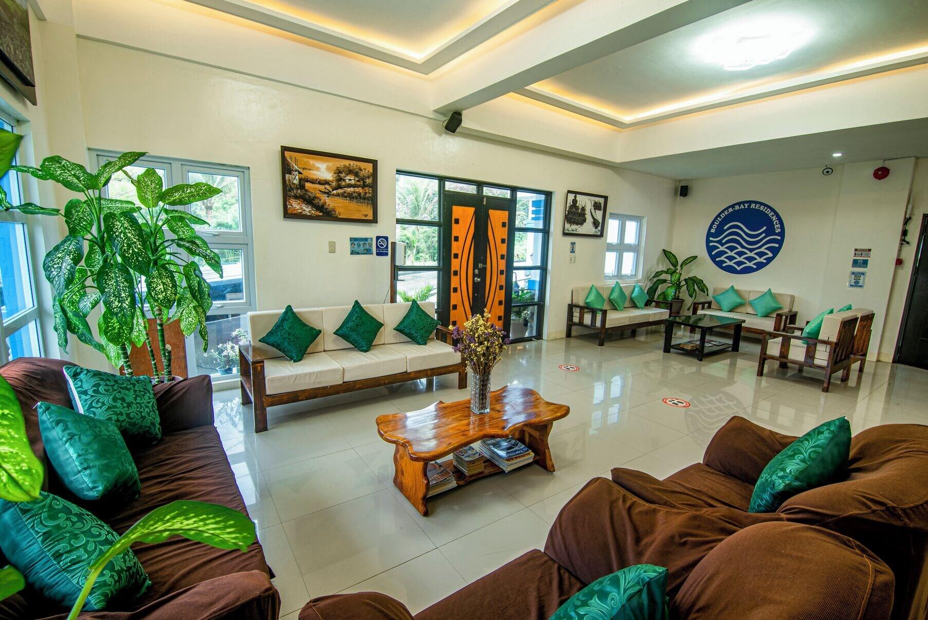 Vista Lobby Boulder-Bay Residences