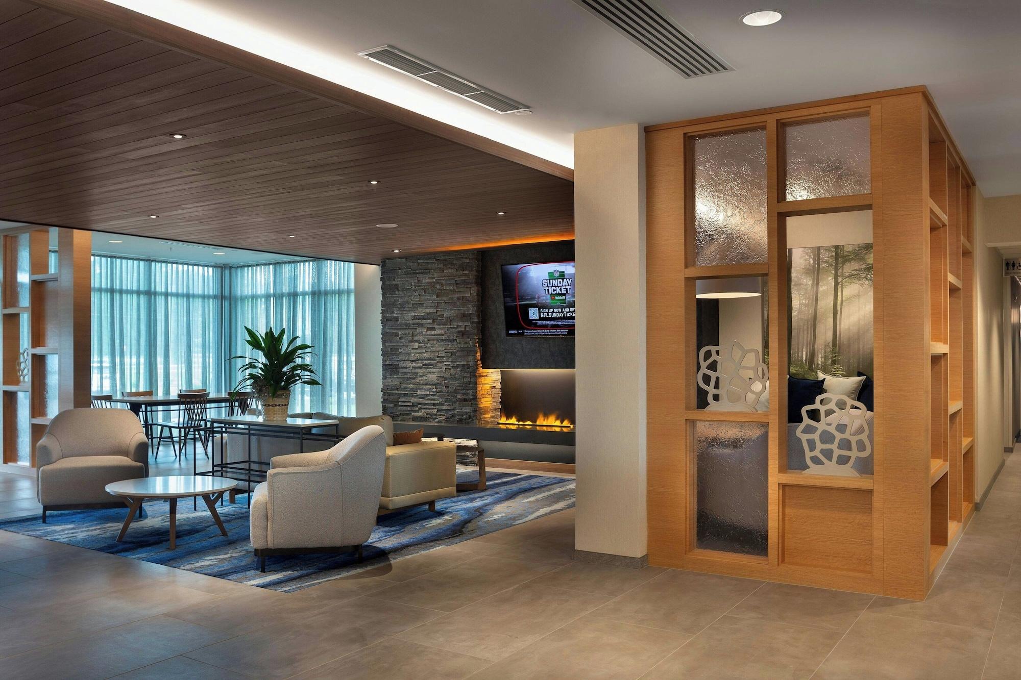 Vista Lobby Fairfield Inn & Suites By Marriott Coastal Carolina Conway