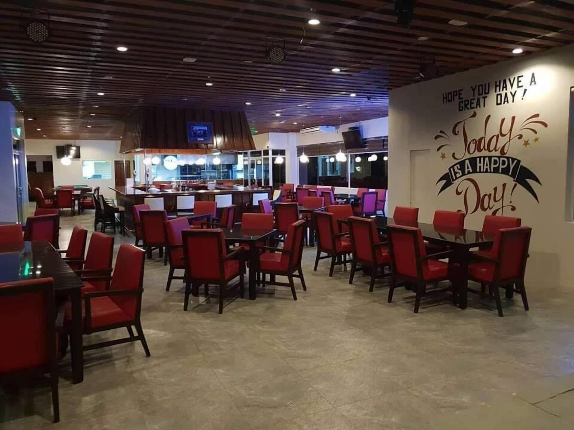 Vista Lobby Brownwood Resort & Hotel