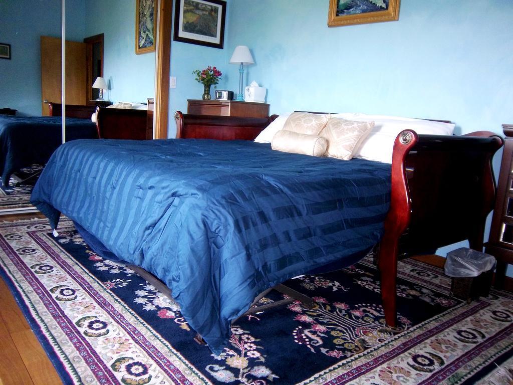 Habitación Coppertoppe Inn and Retreat Center