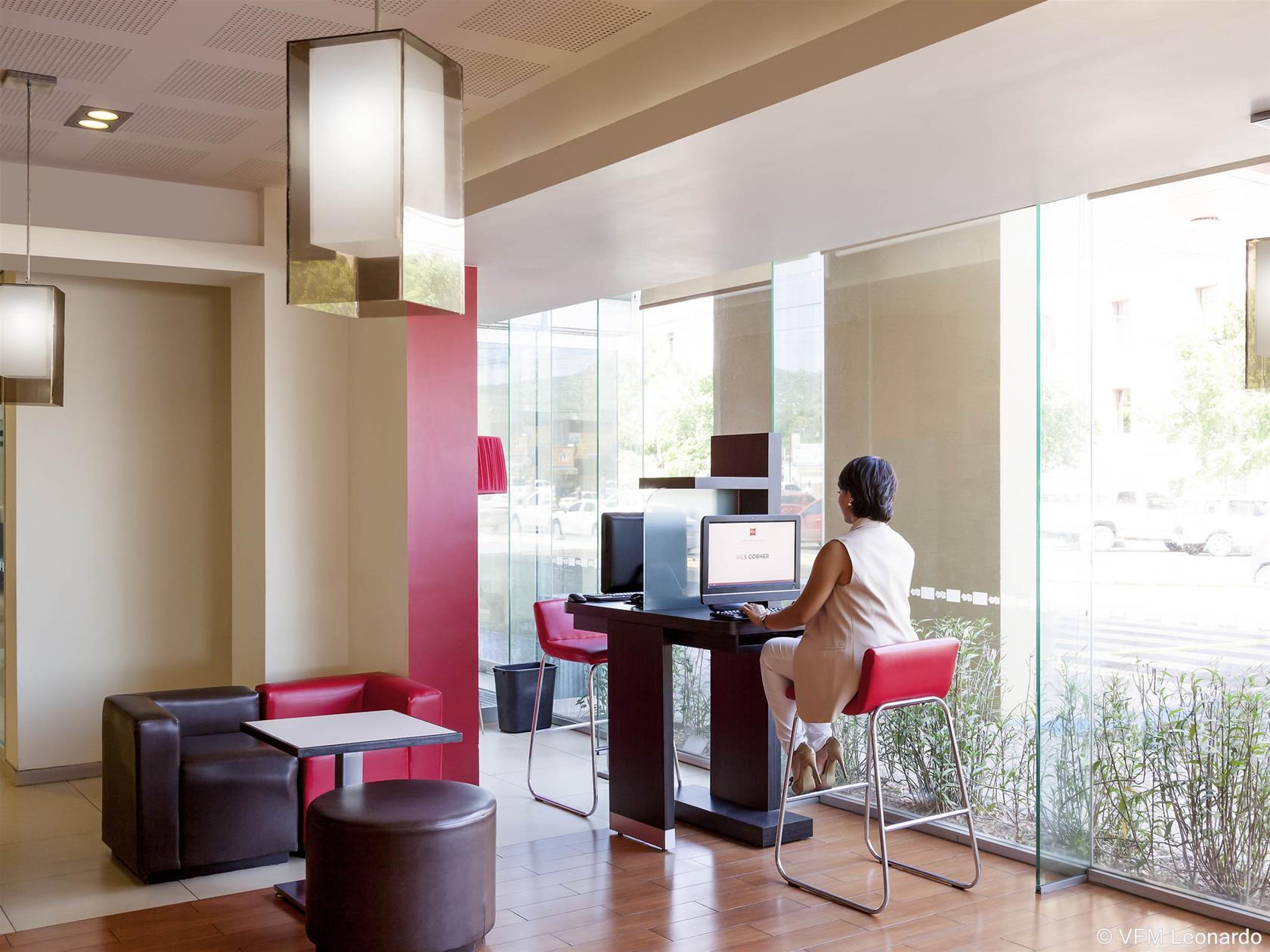 Vista Lobby ibis Hermosillo