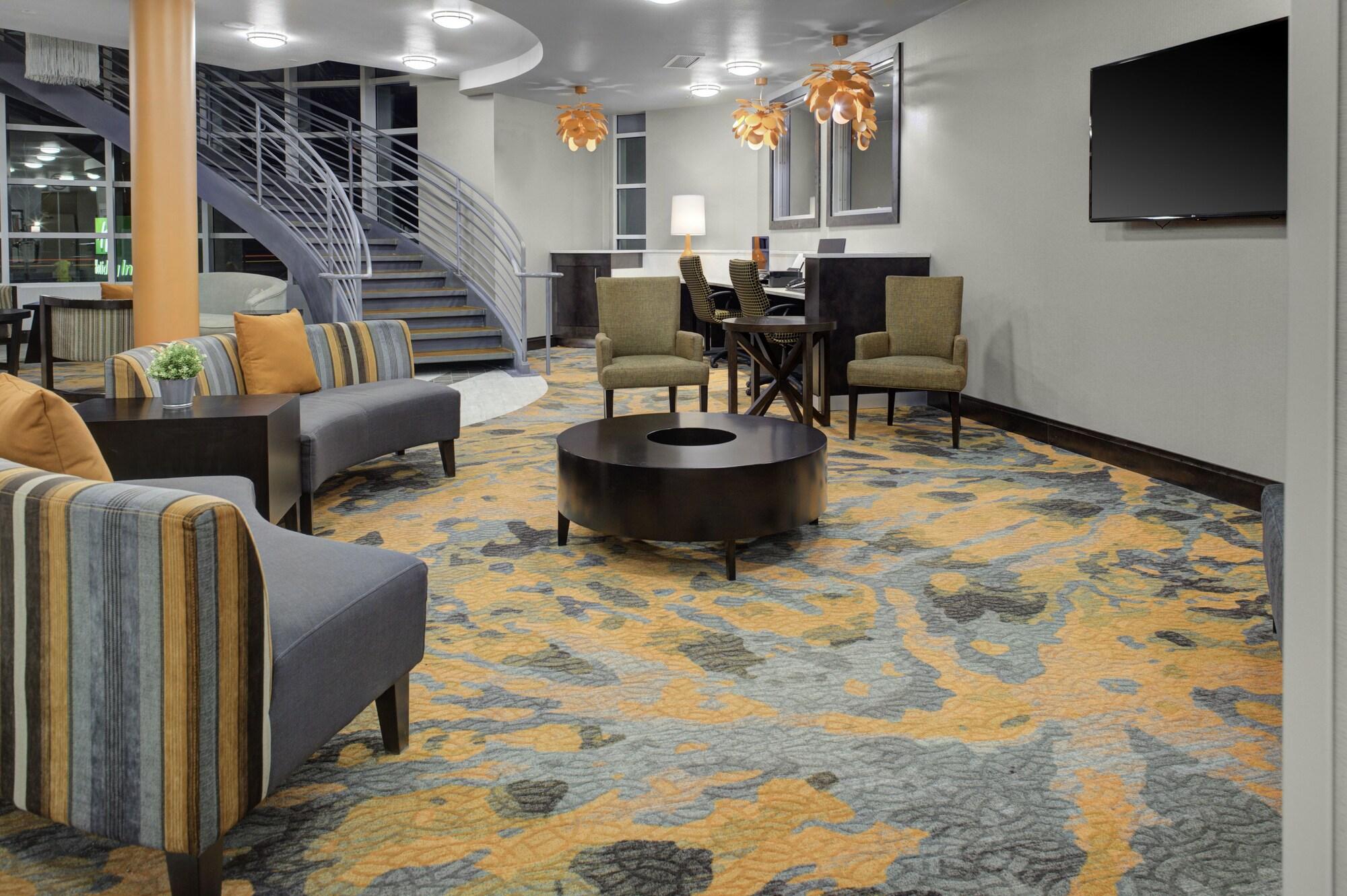 Vista Exterior Holiday Inn Windsor Wine Country by IHG