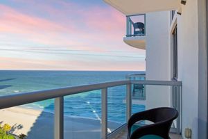 Alquiler Vacacional - Beachfront Resort Pool Ocean View Balcony Gym