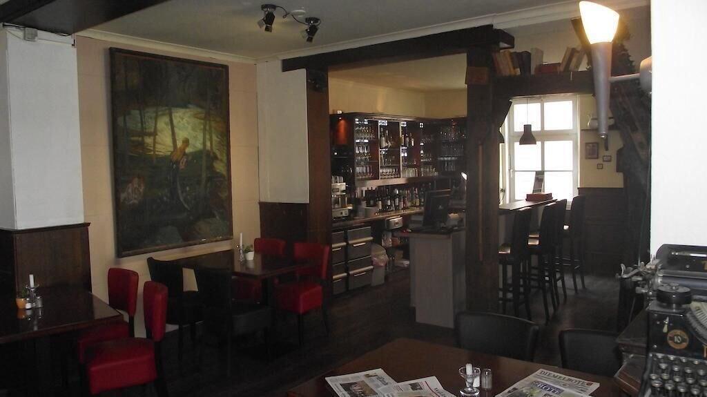 Bar/Salón Zum Holländer Hof