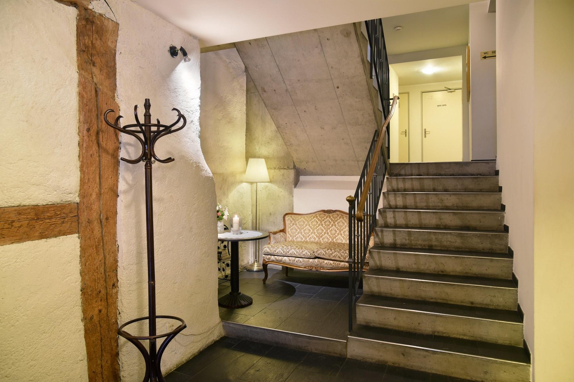 Varios Hotel Hirschen