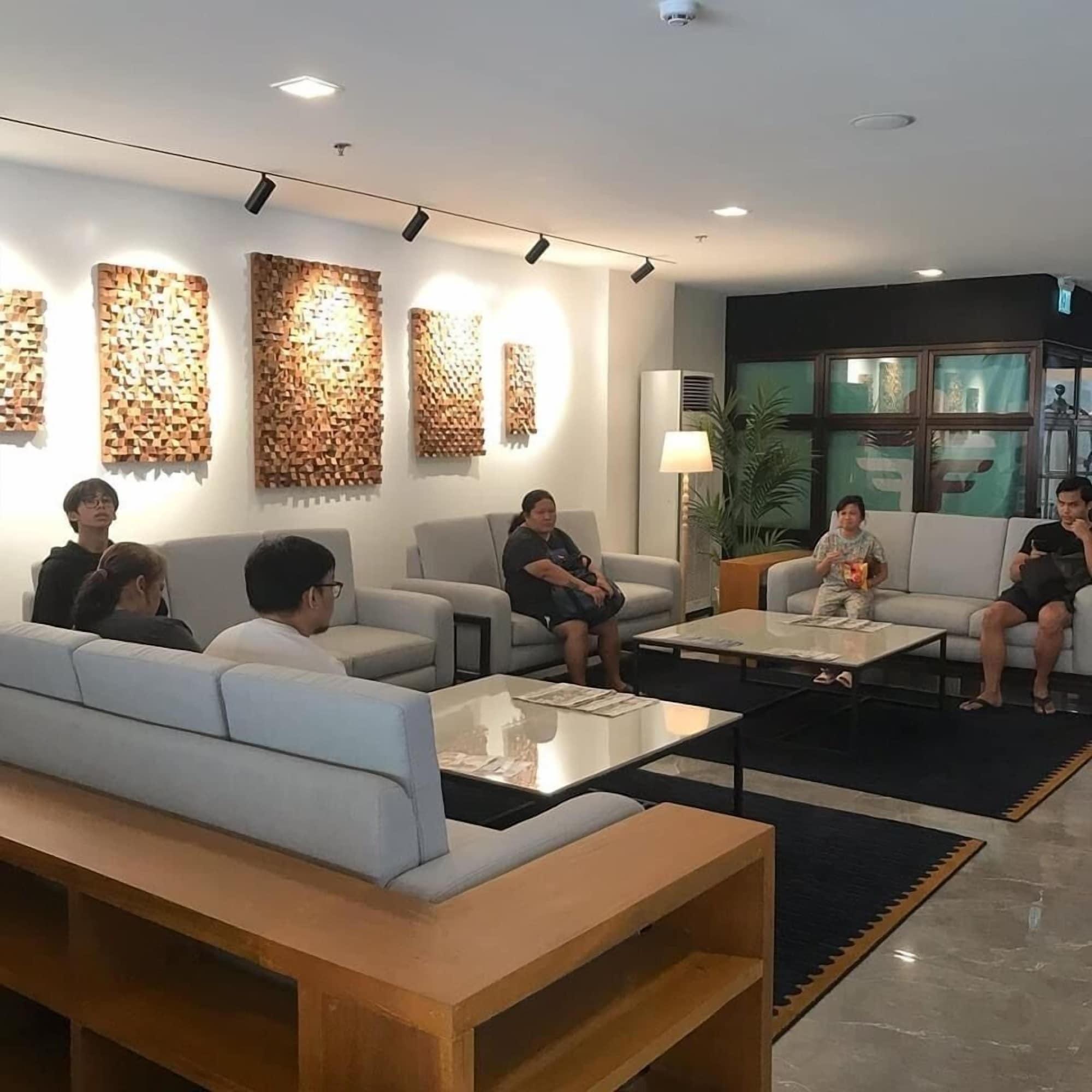 Vista Lobby Fynn Boutique Hotel