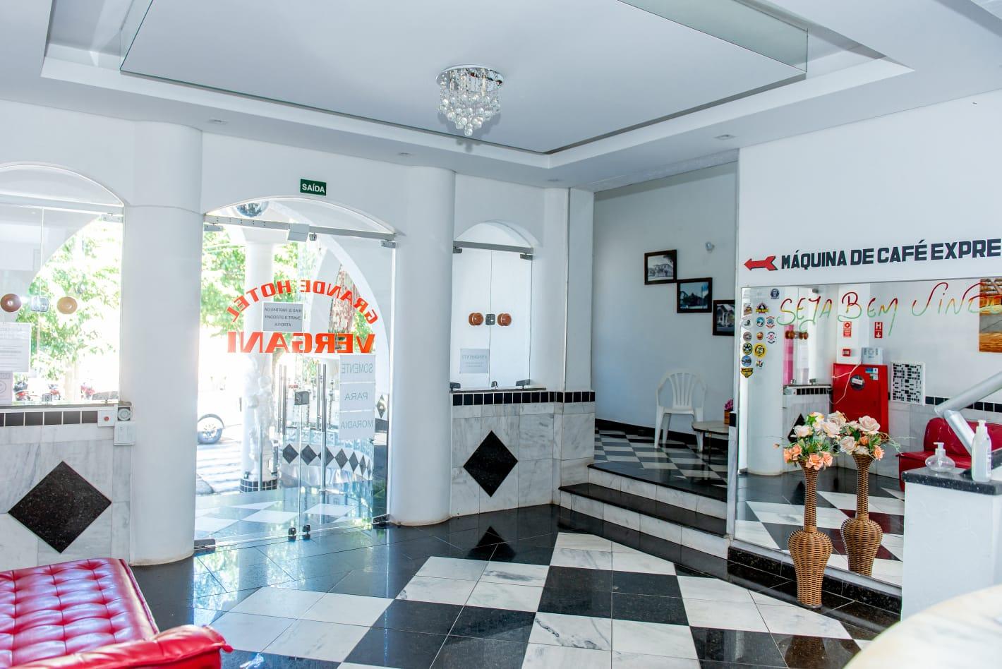 Corredores / Escaleras Grande Hotel Vergani