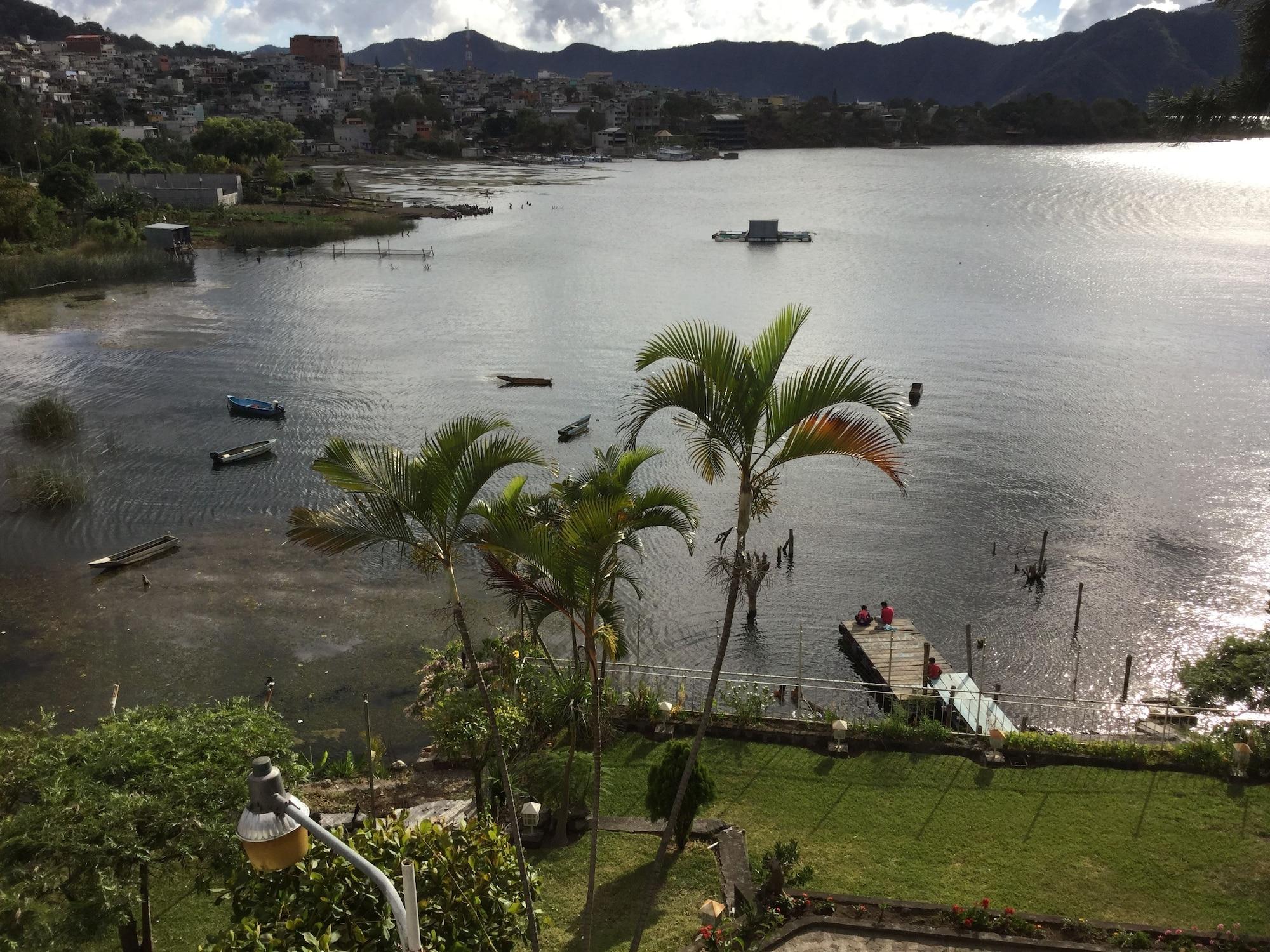 Comodidades del Alojamiento Hotel Vista Dorada Hacia Dios