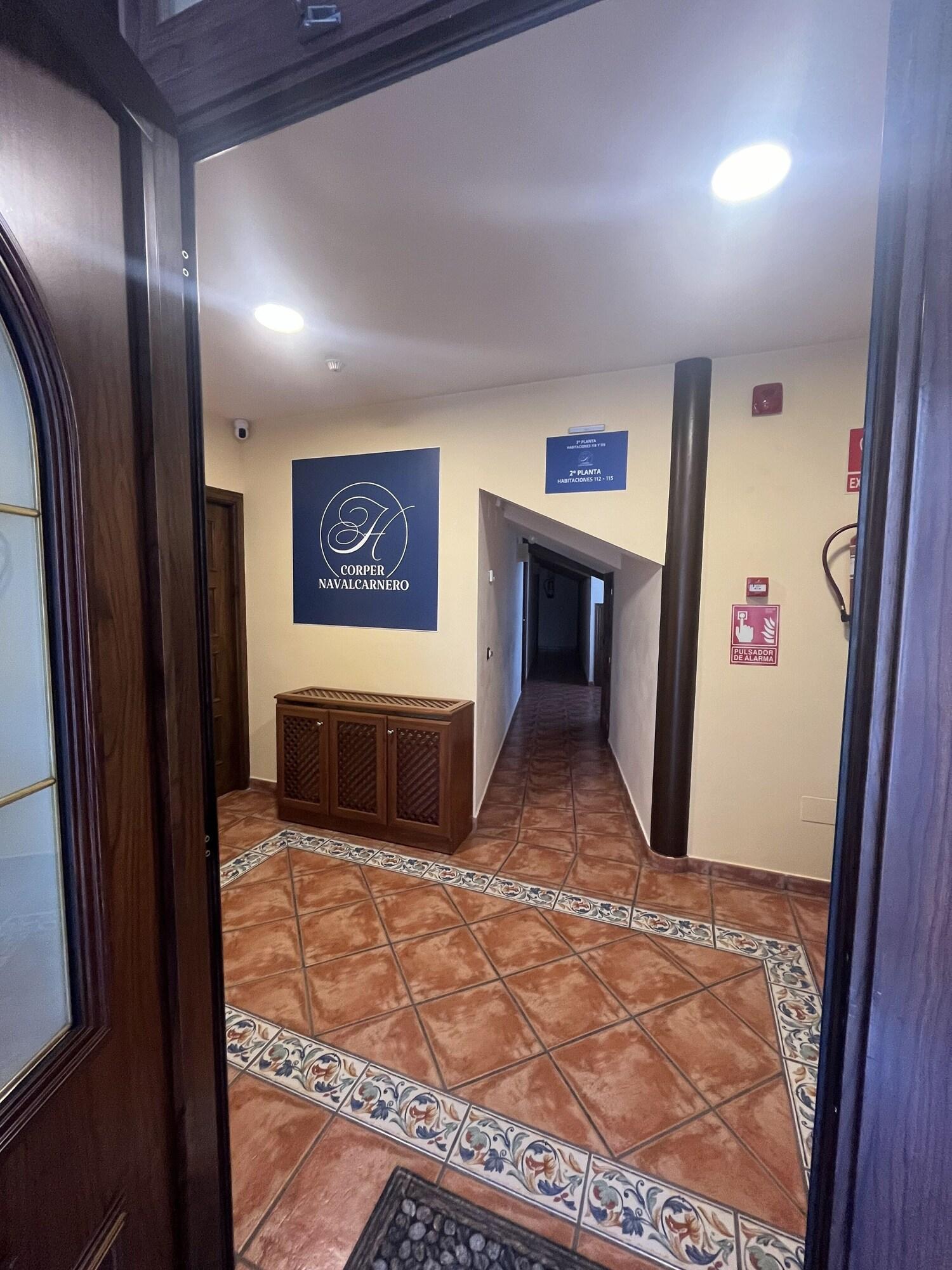 Vista Lobby HOSTAL CORPER NAVALCARNERO