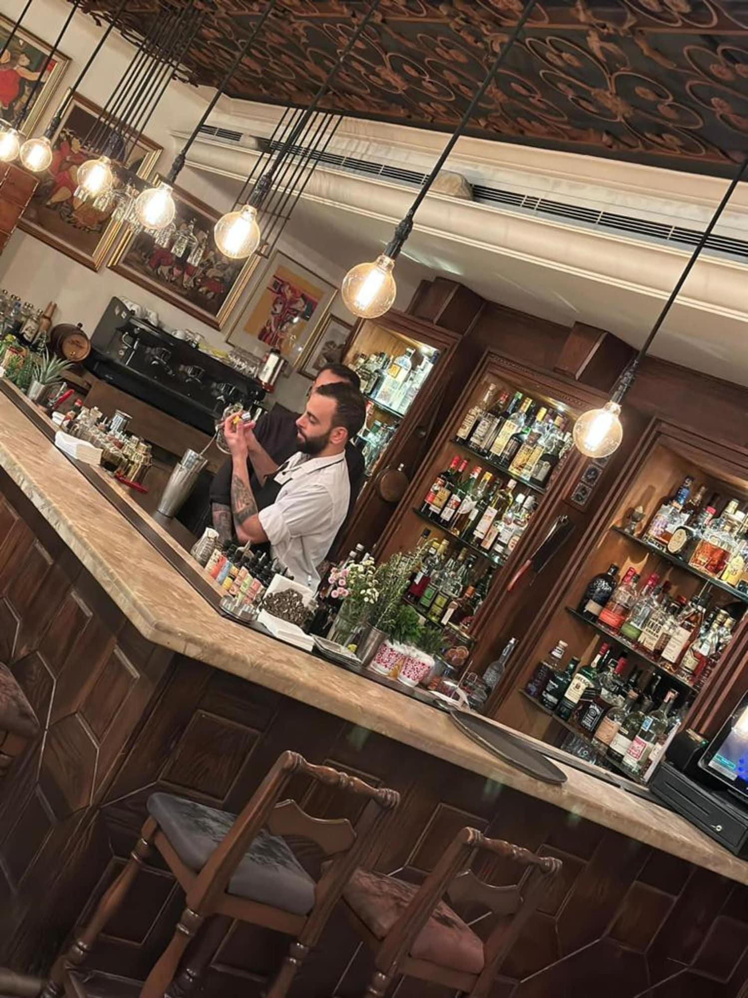 Bar/Salón Hotel Napoleon Beirut