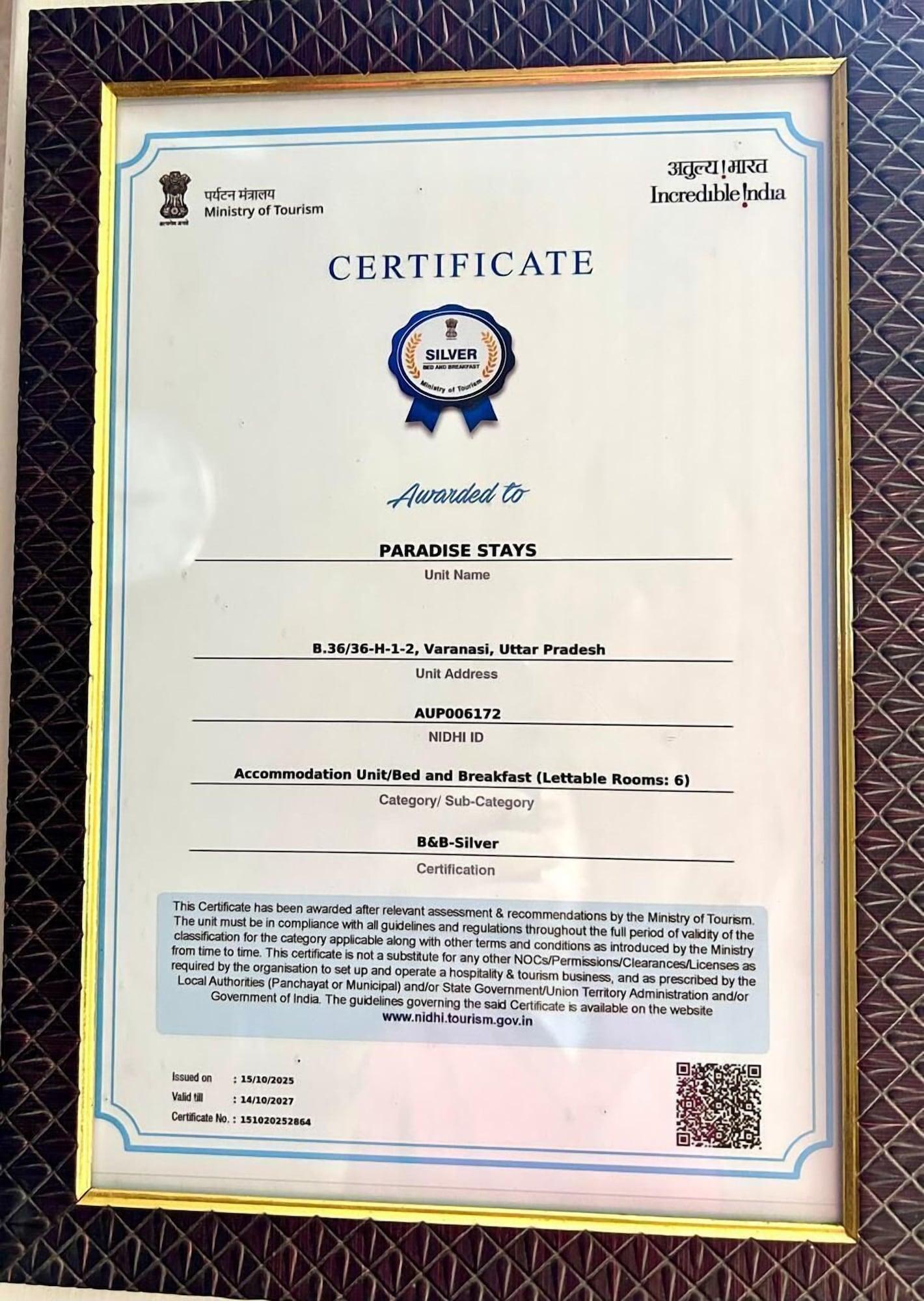 Vista Lobby Paradise Stays