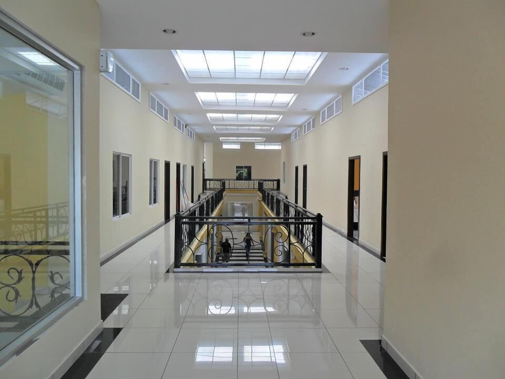 Varios Hotel Italia