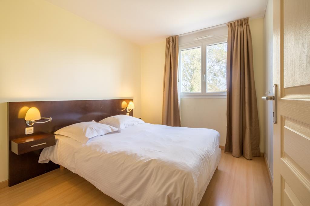 Vista Exterior Adonis Excellior Suites Grand Geneve