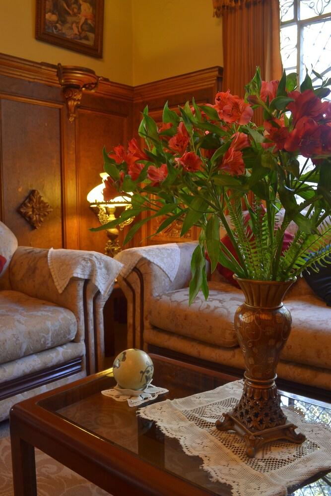 Instalaciones Recreativas El Balcon Hostal Turistico