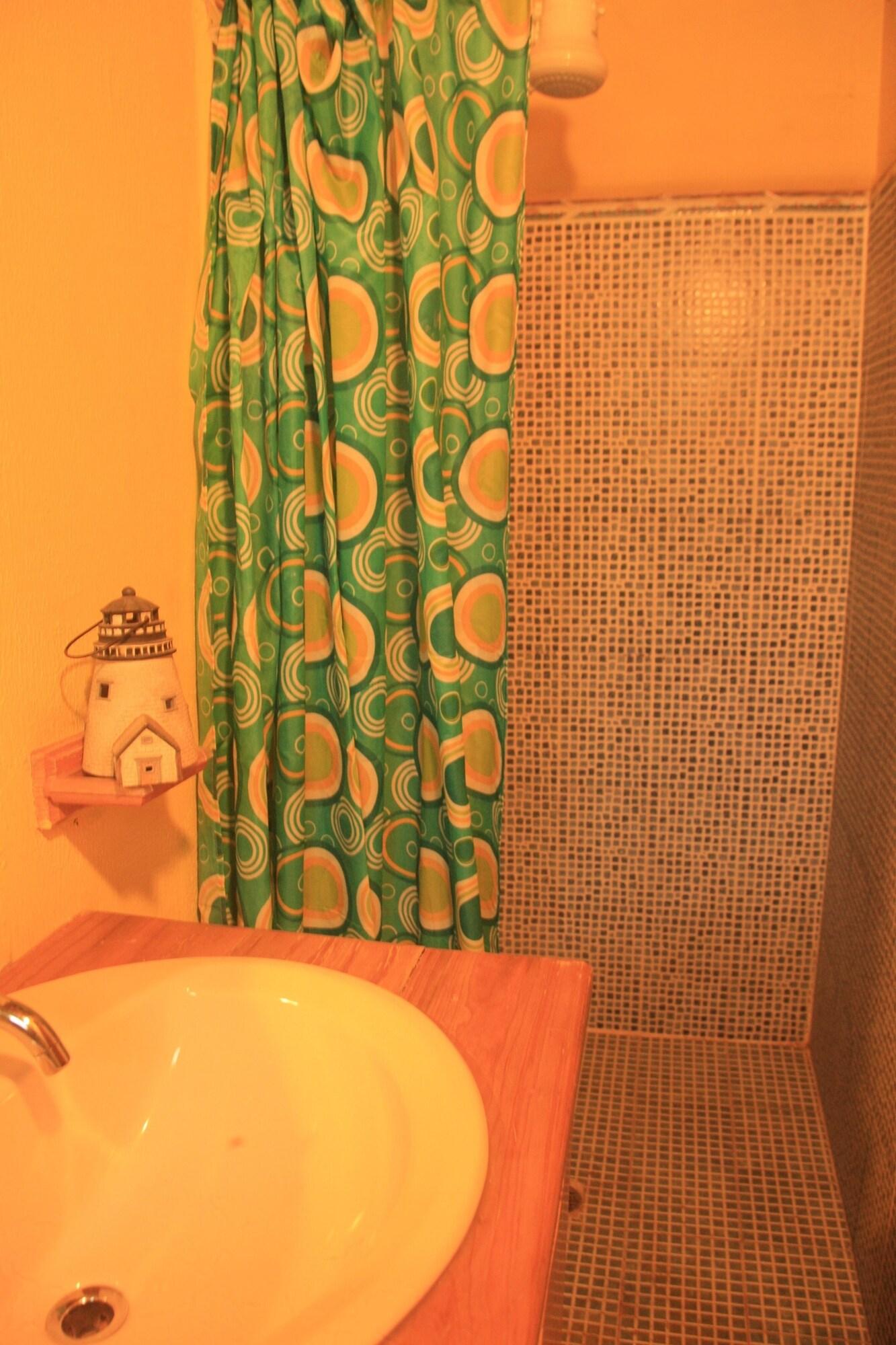 Equipamiento de Habitación Oasis Surf Camp