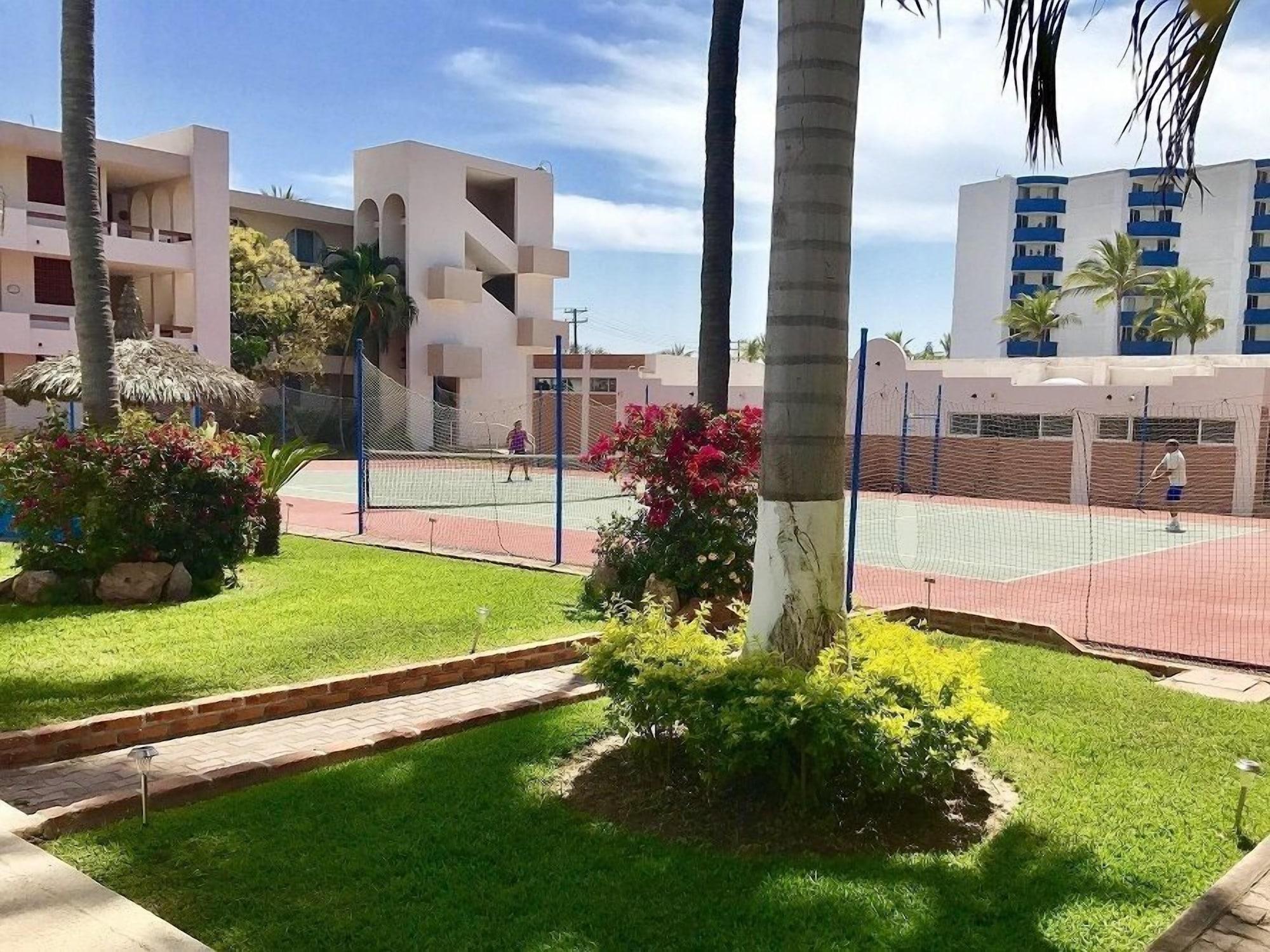 Instalaciones Recreativas Condo Playa E