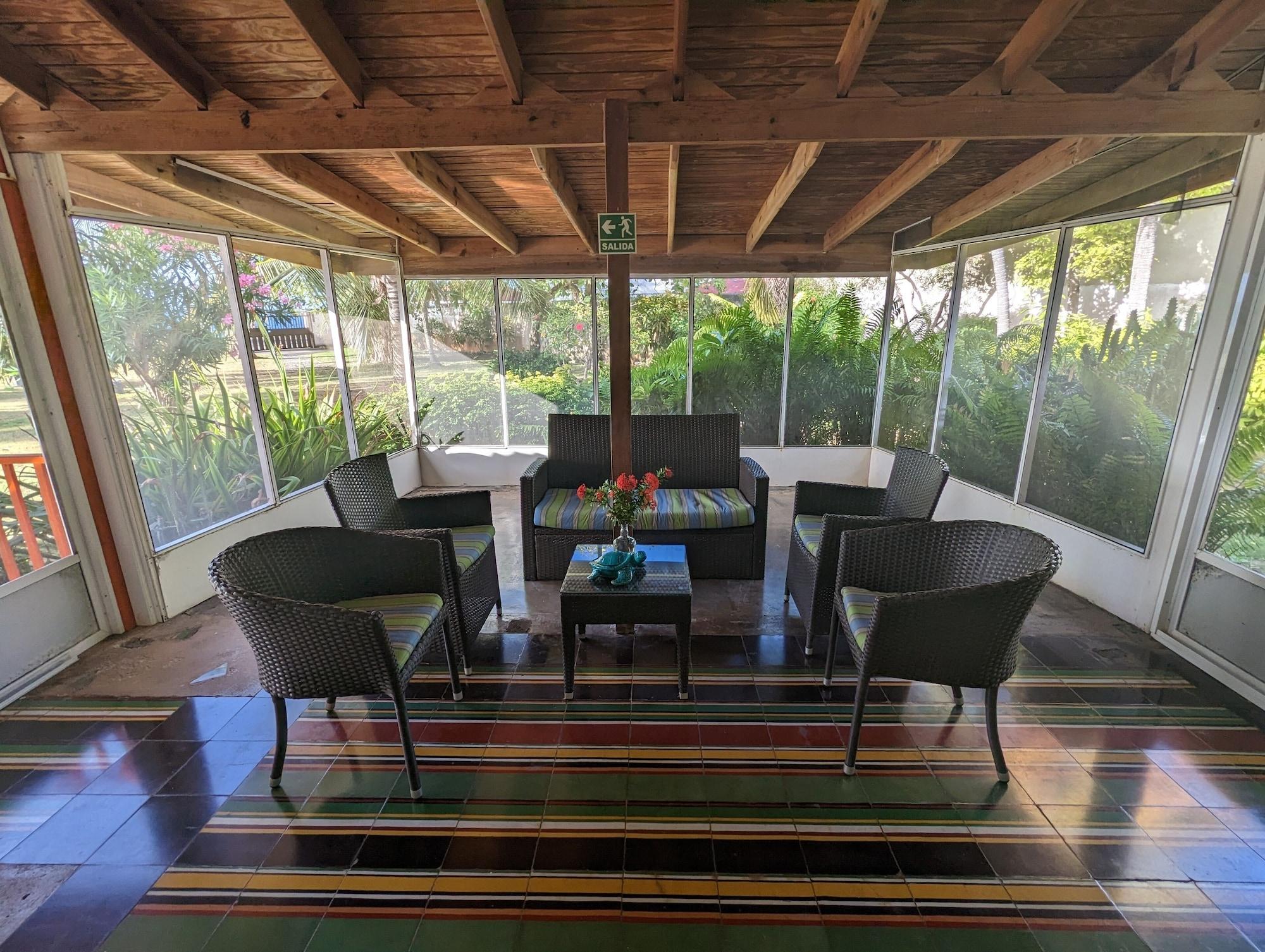 Vista Lobby Capi´s Place