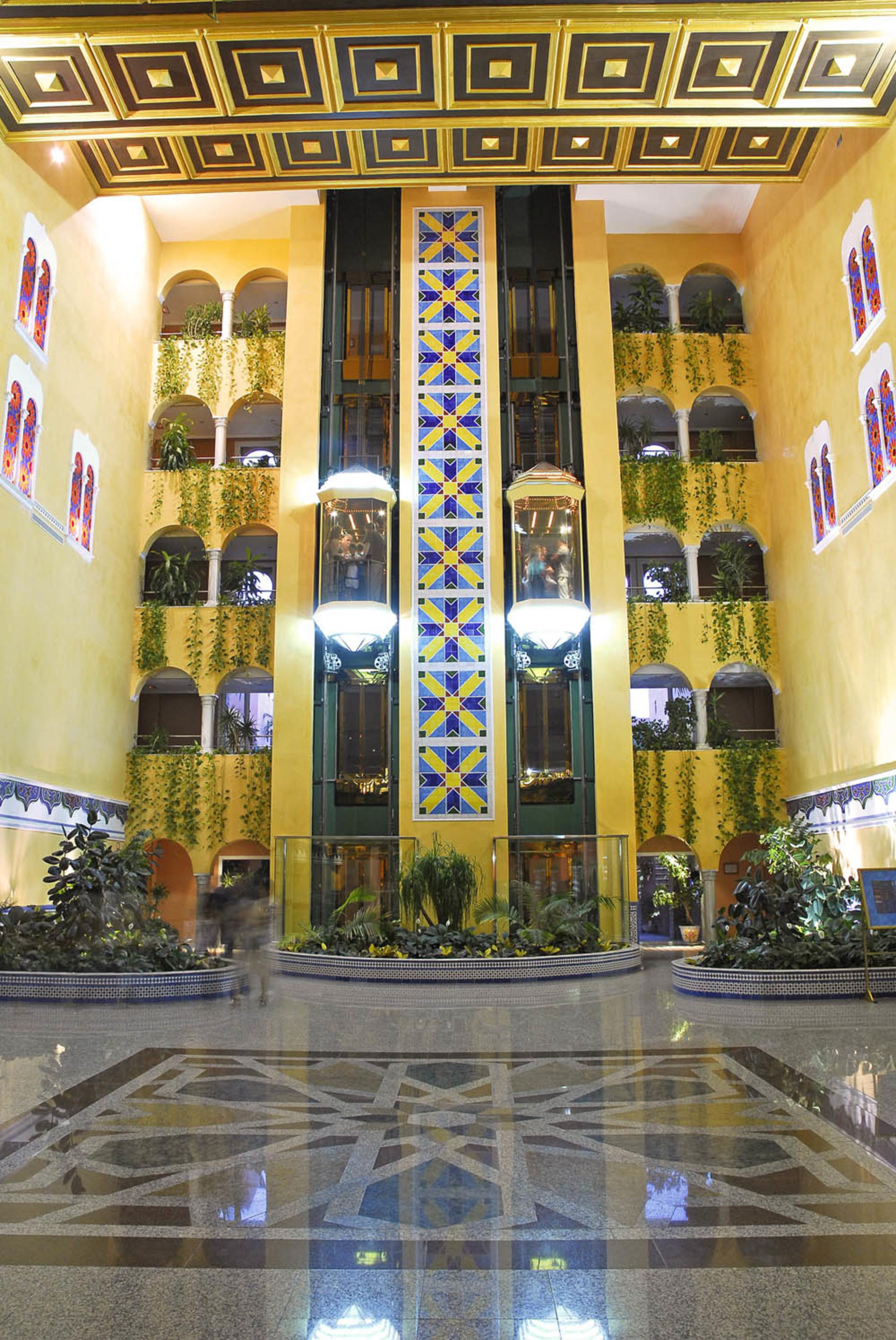 Vista Lobby Playacalida Hotel