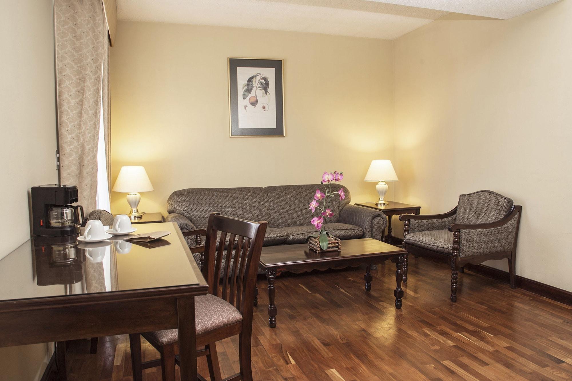 Habitación Conquistador Hotel and Conference Center