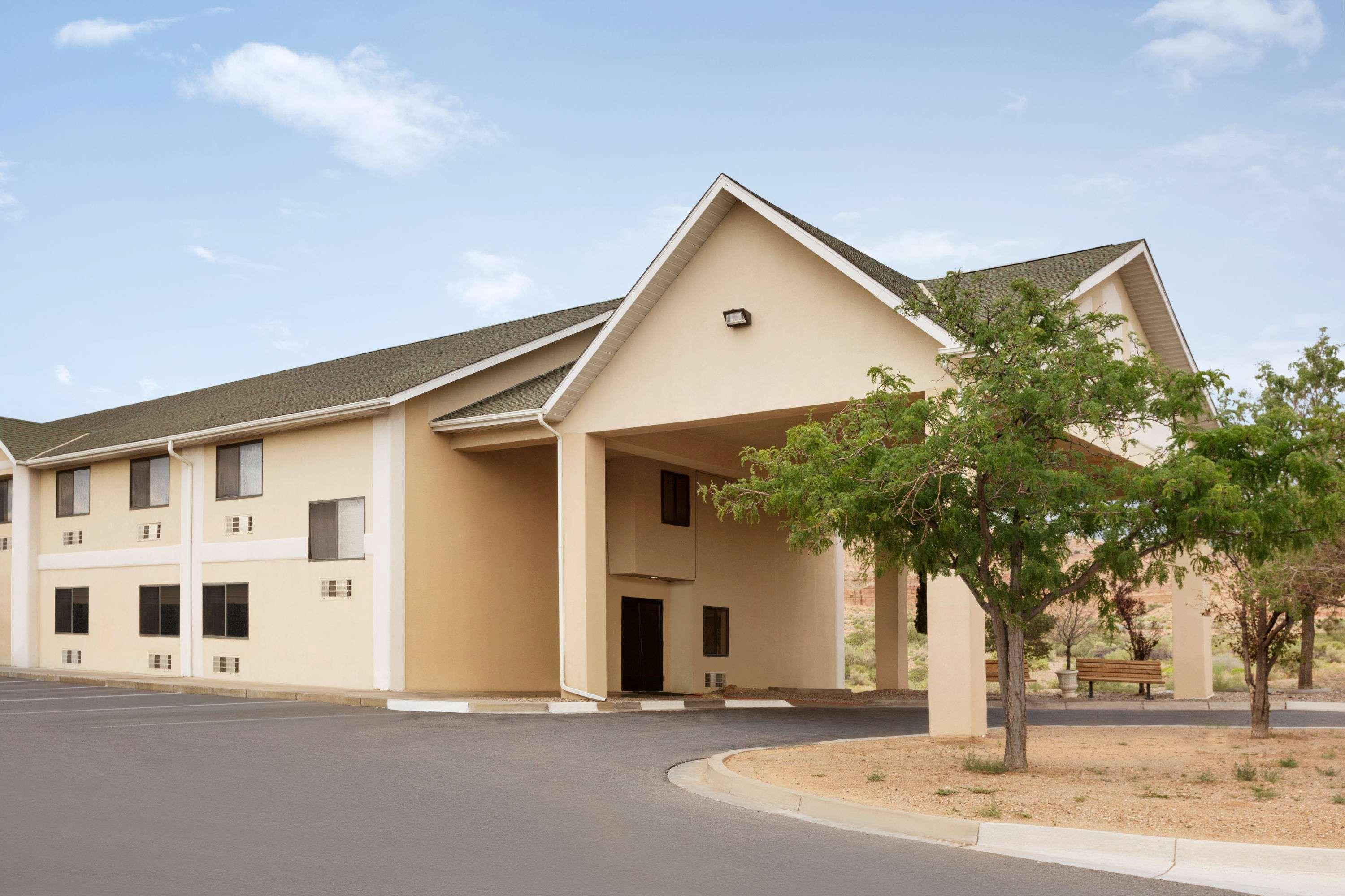 Varios Travelodge by Wyndham Belen