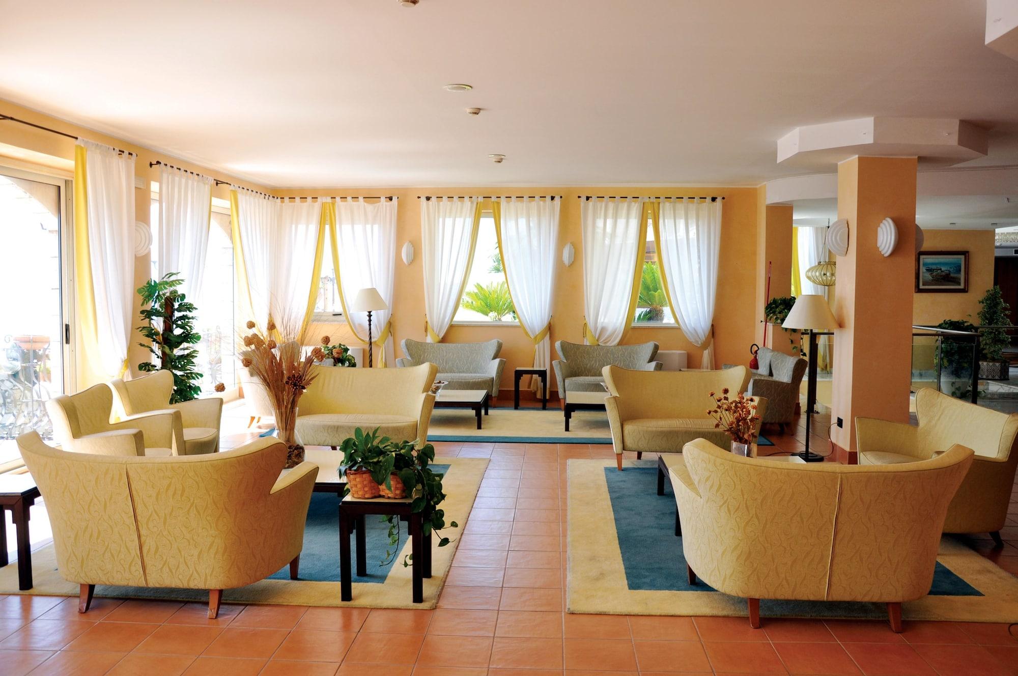 Vista Lobby Hotel Ariston & Palazzo Santa Caterina