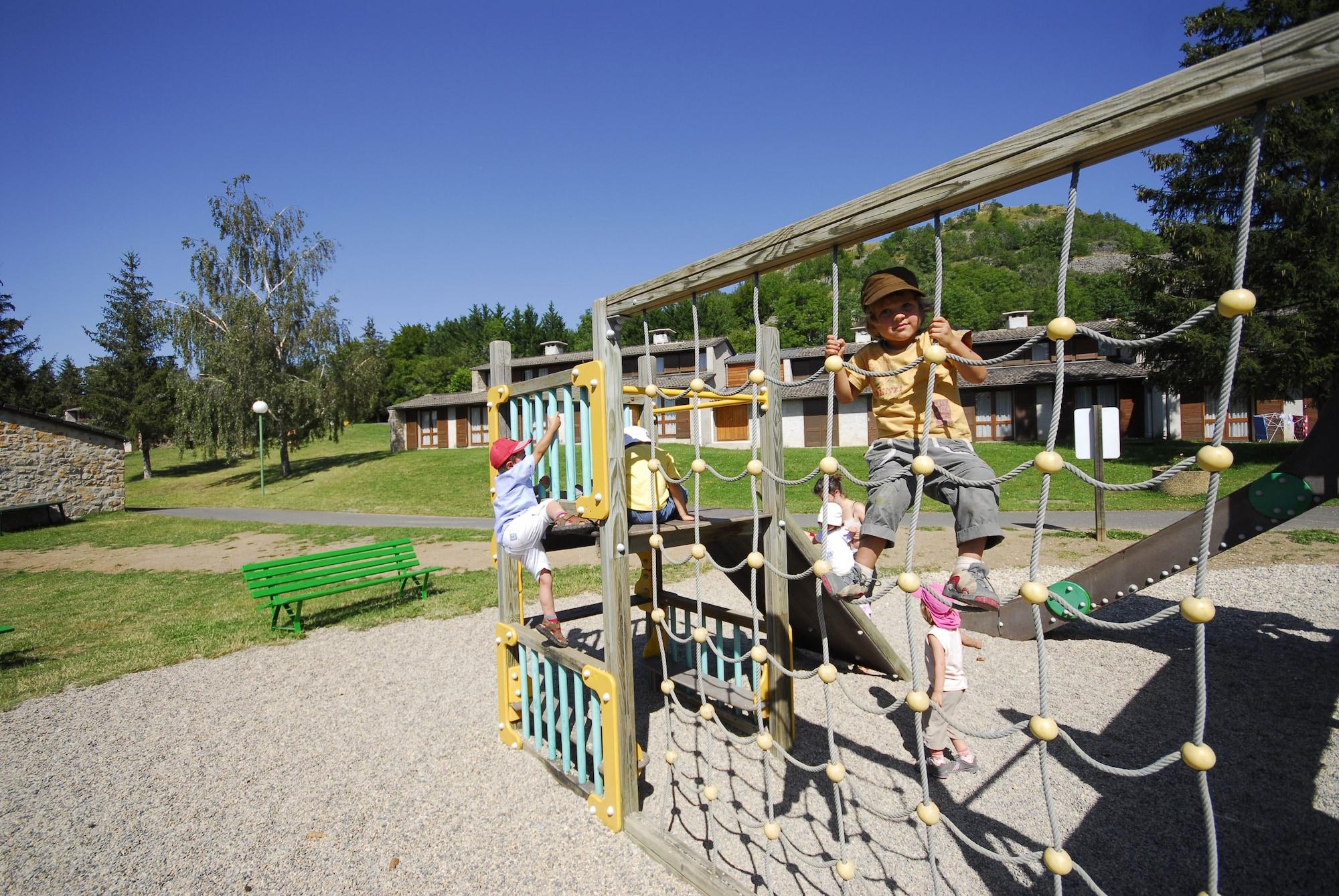 Instalaciones Recreativas VVF Haute Loire Saint-Julien-Chapteuil