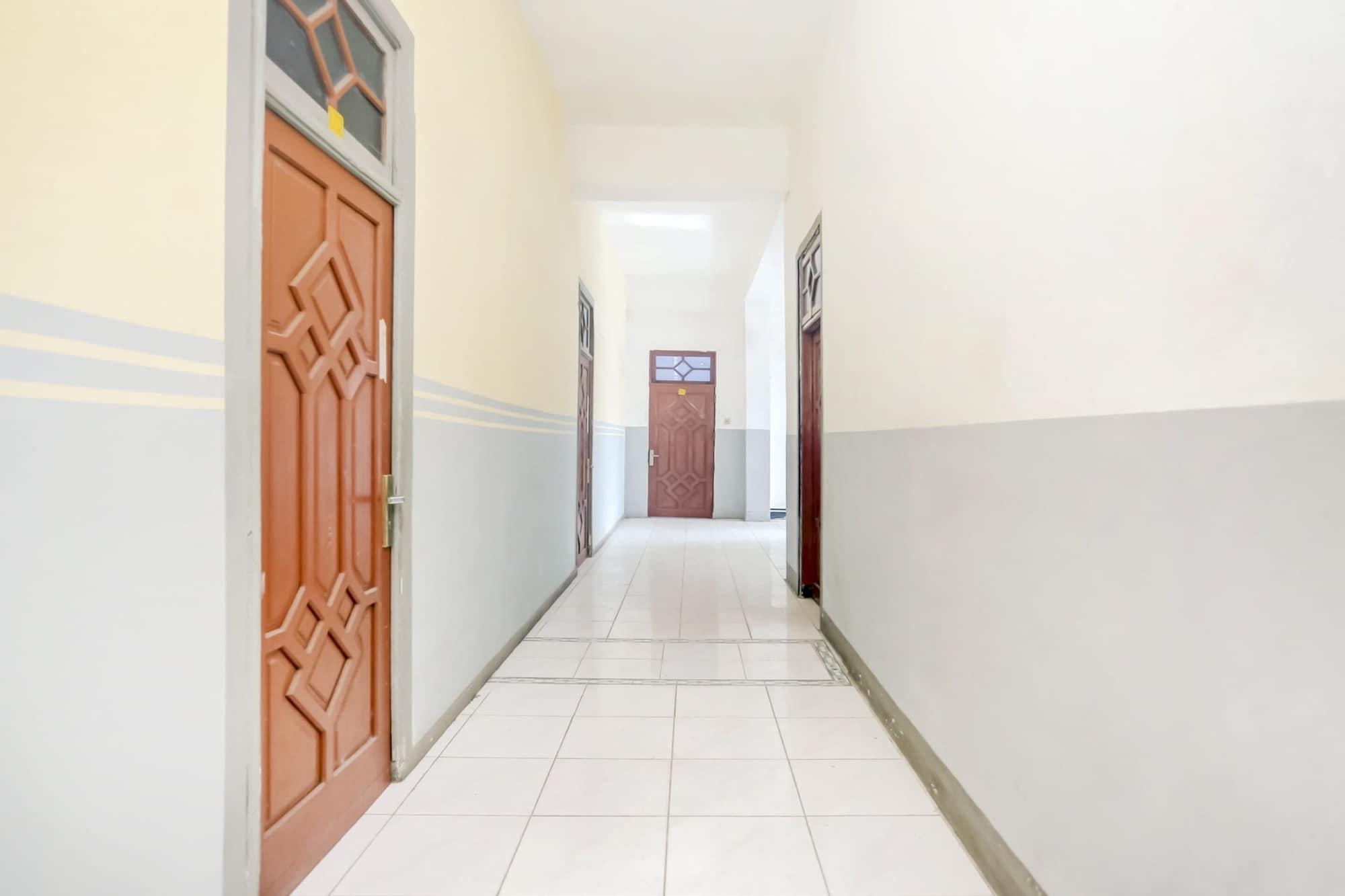 Varios OYO 2301 Hocky Guest House