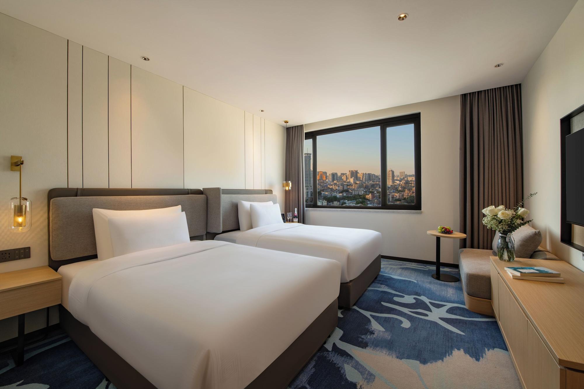 Varios Guangzhou Hotel - Canton Fair Free Shuttle Bus