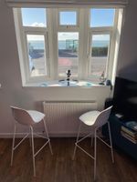 Alquiler Vacacional - Seaview dog friendly ground floor flat 1 min to beach sleeps 4