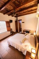 Alojamiento - La Casa Amarilla