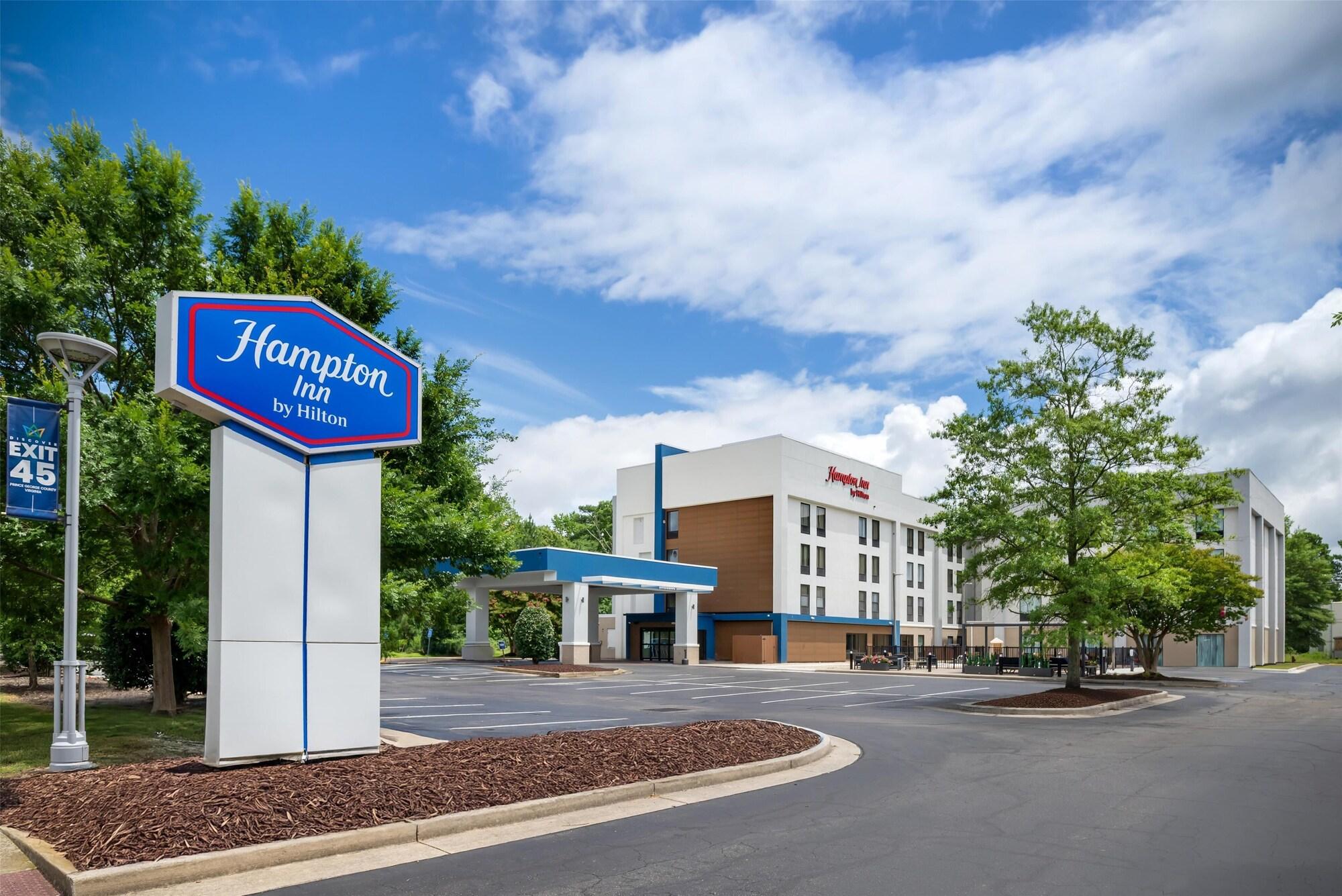 Varios Hampton Inn by Hilton Petersburg Fort Lee